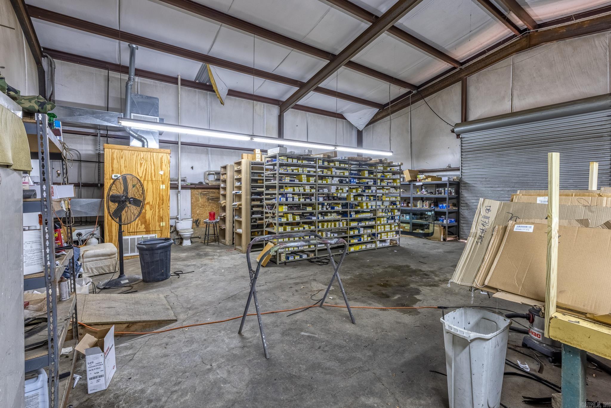 Wallis - Commercial Sale