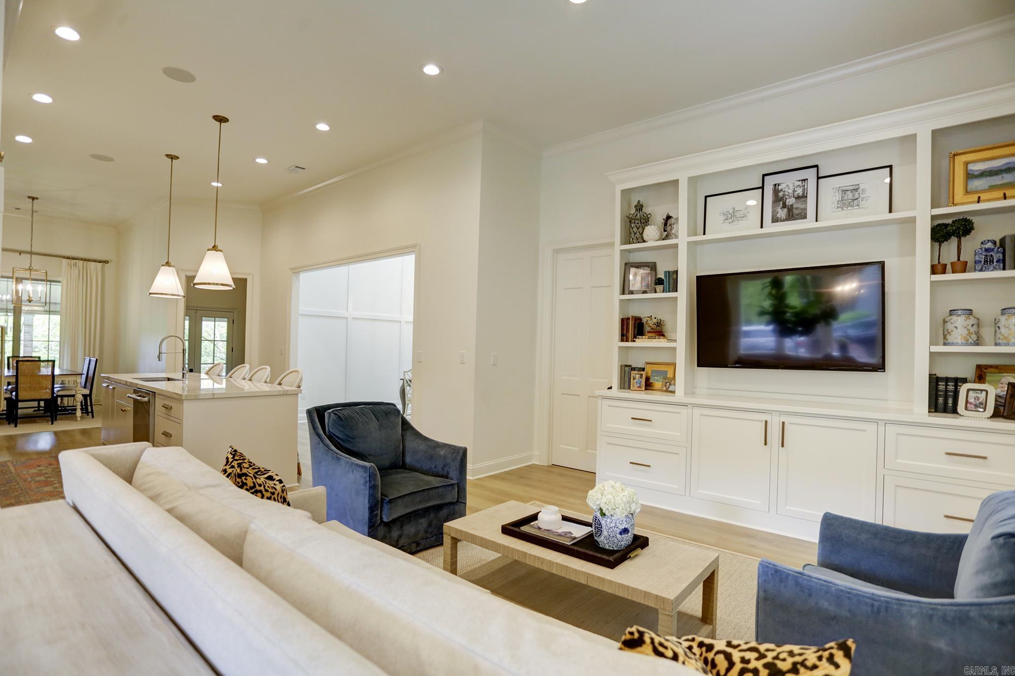 PLEASANT VALLEY - Residential