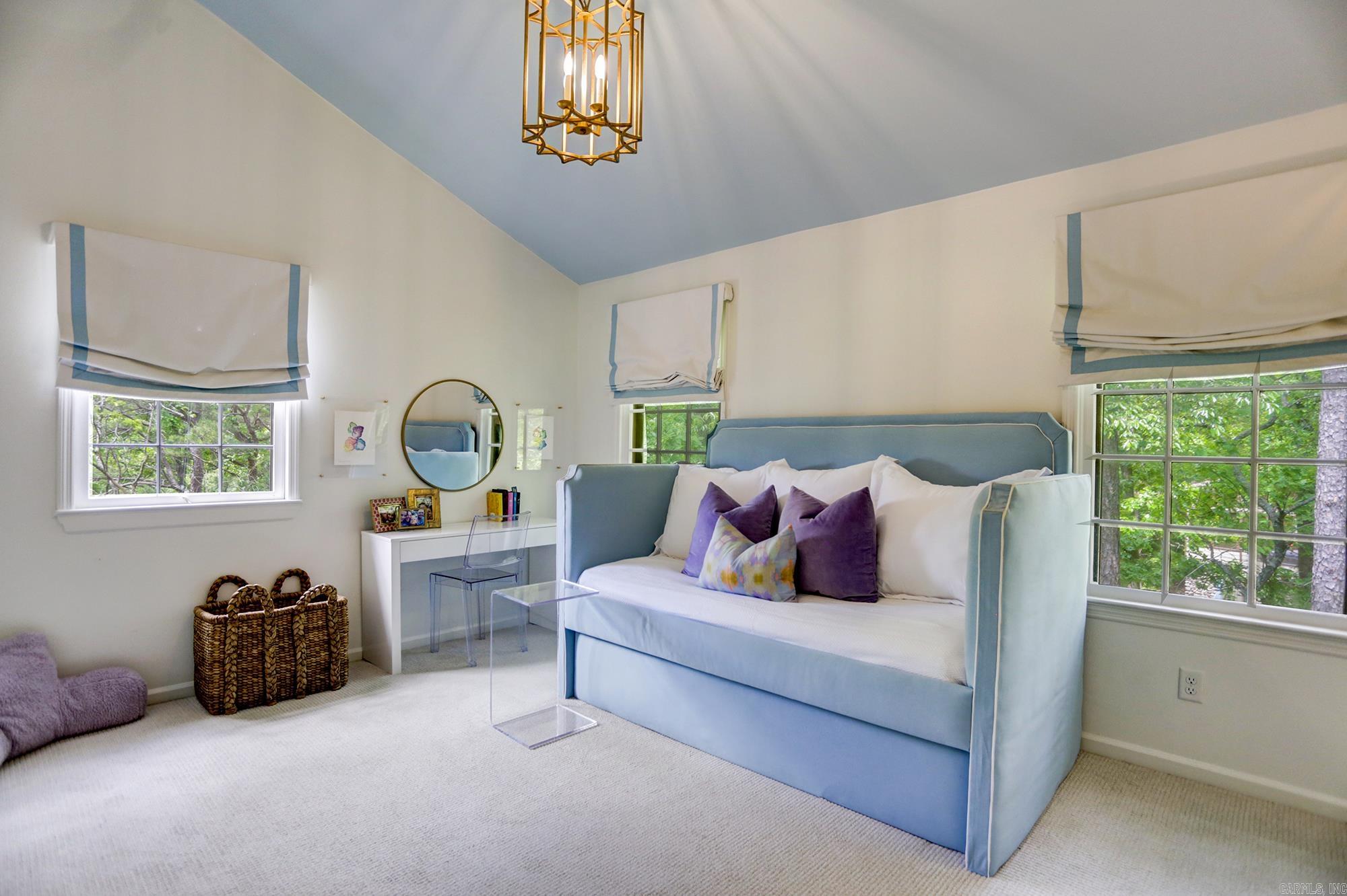 PLEASANT VALLEY - Residential