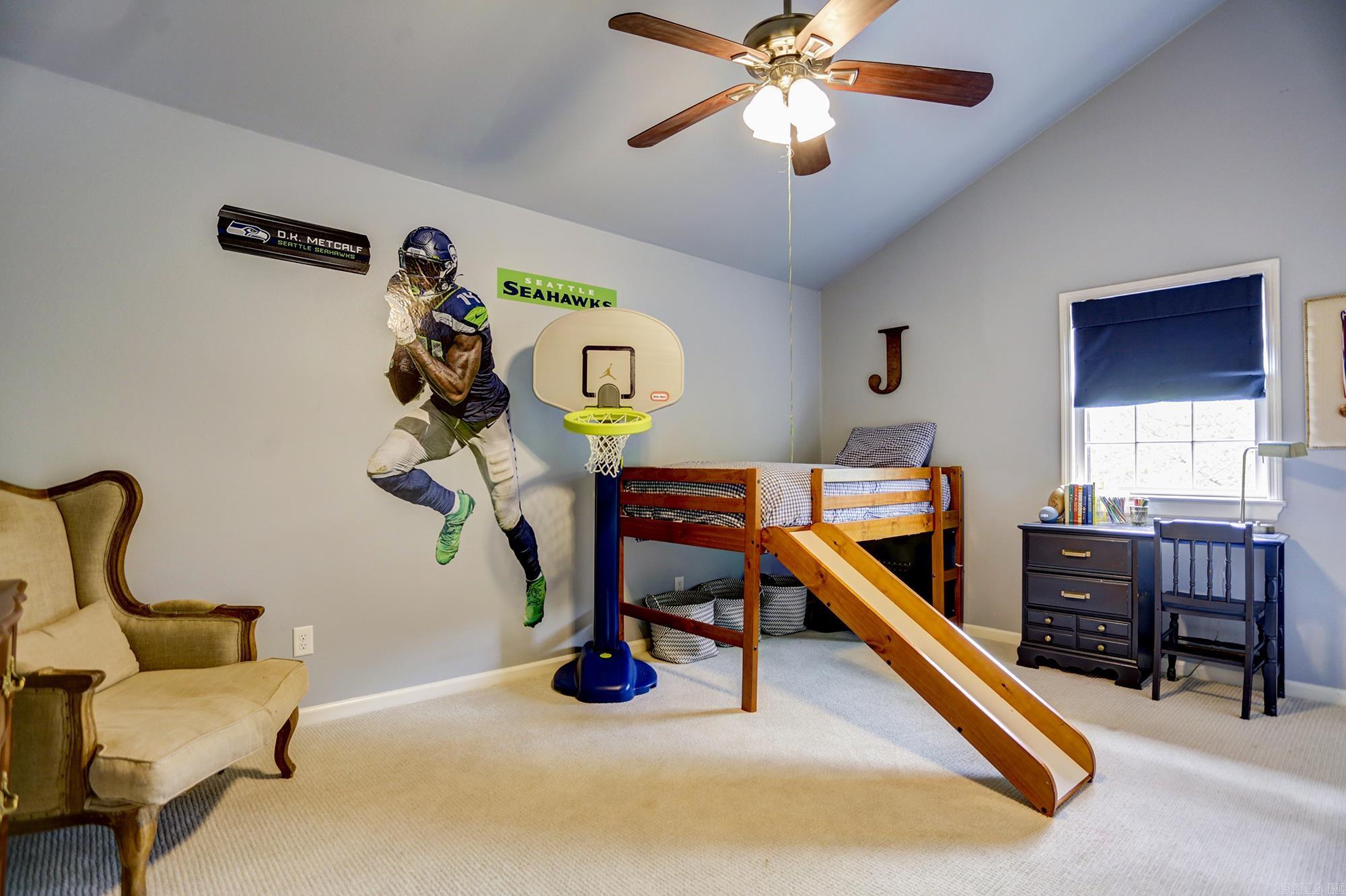 PLEASANT VALLEY - Residential