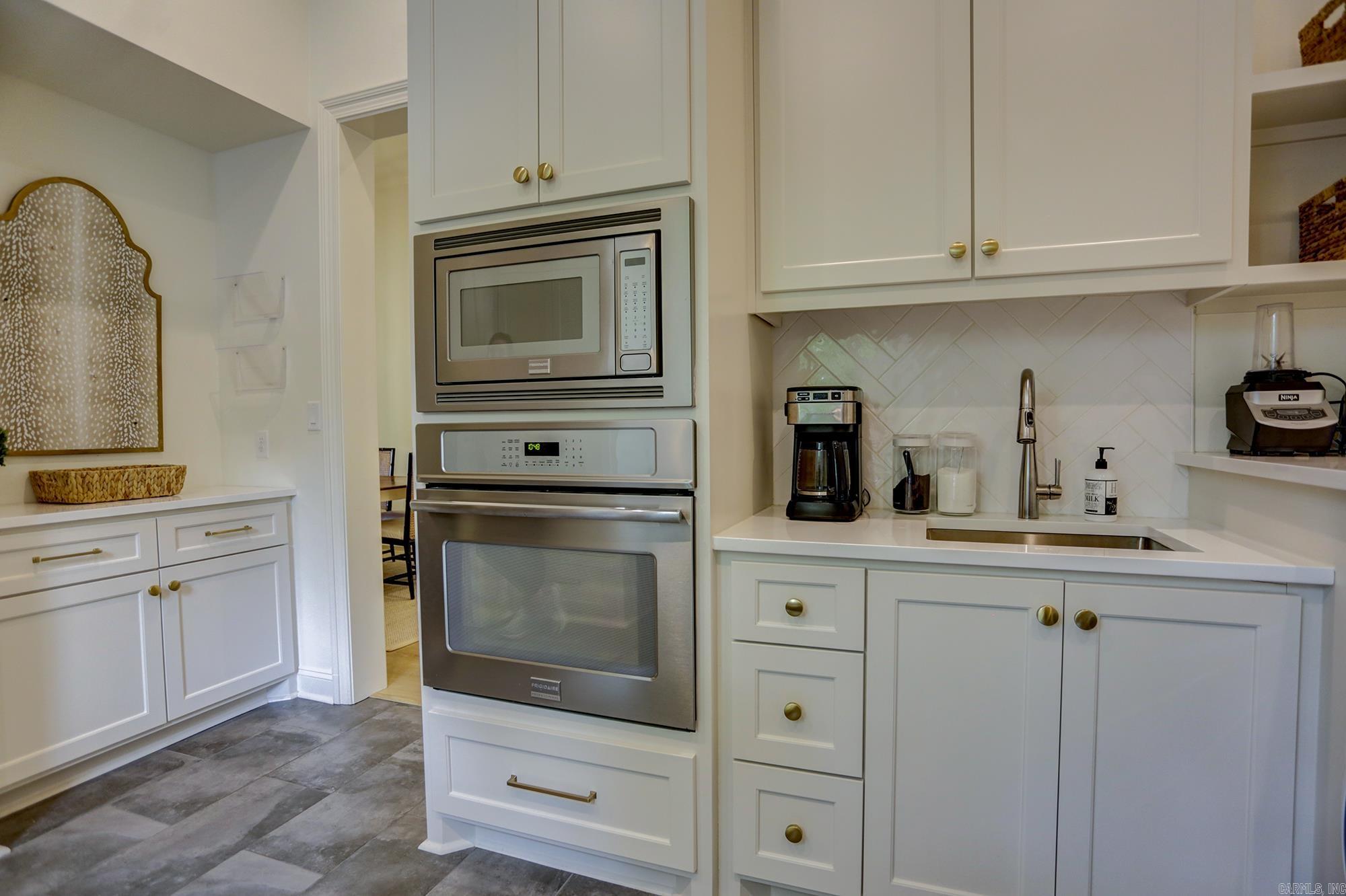 PLEASANT VALLEY - Residential