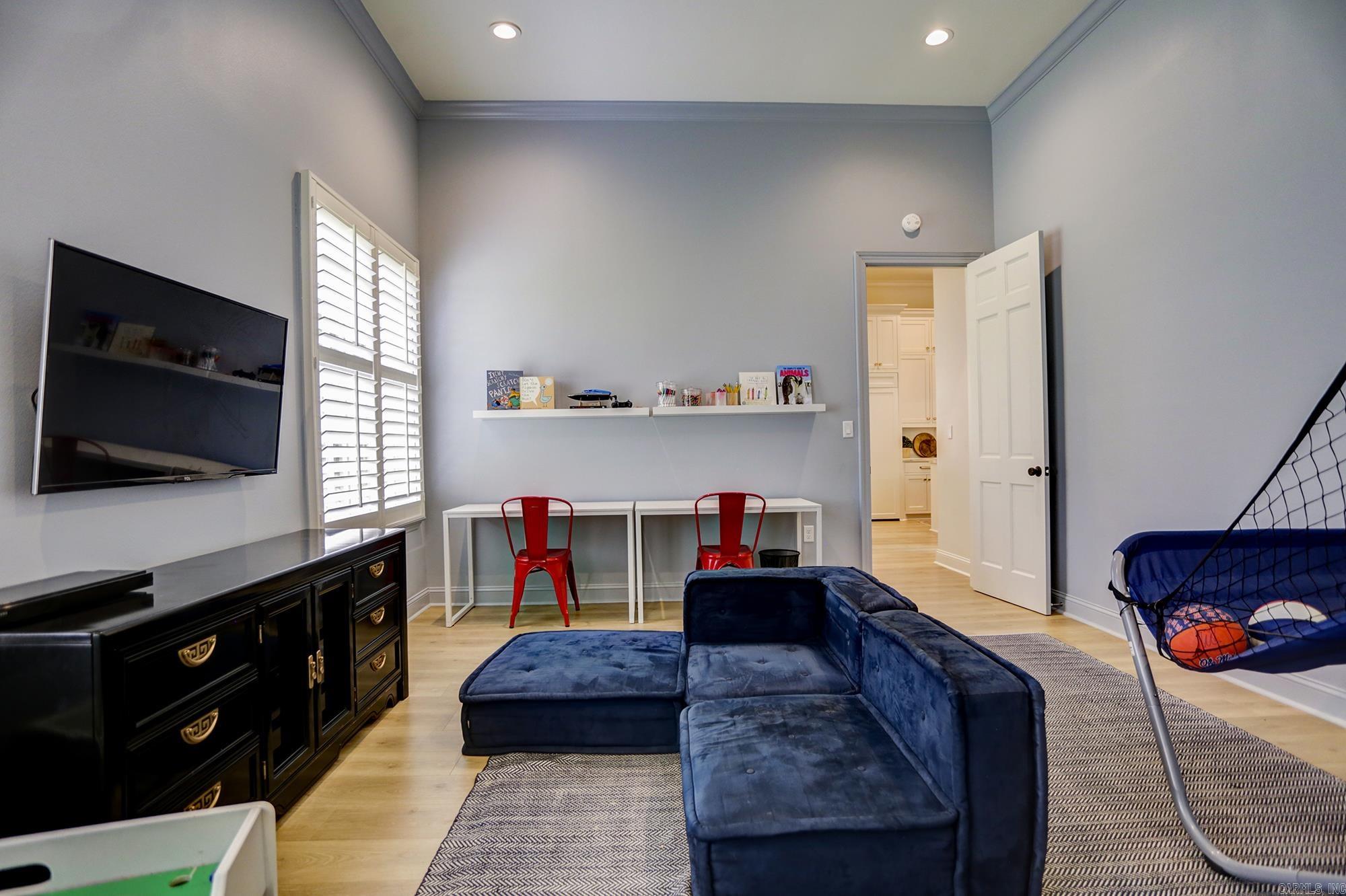 PLEASANT VALLEY - Residential