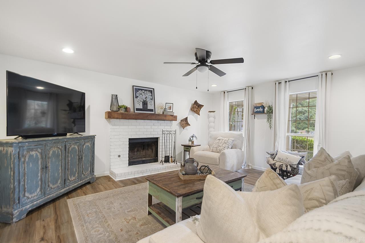 CARYWOOD - Residential