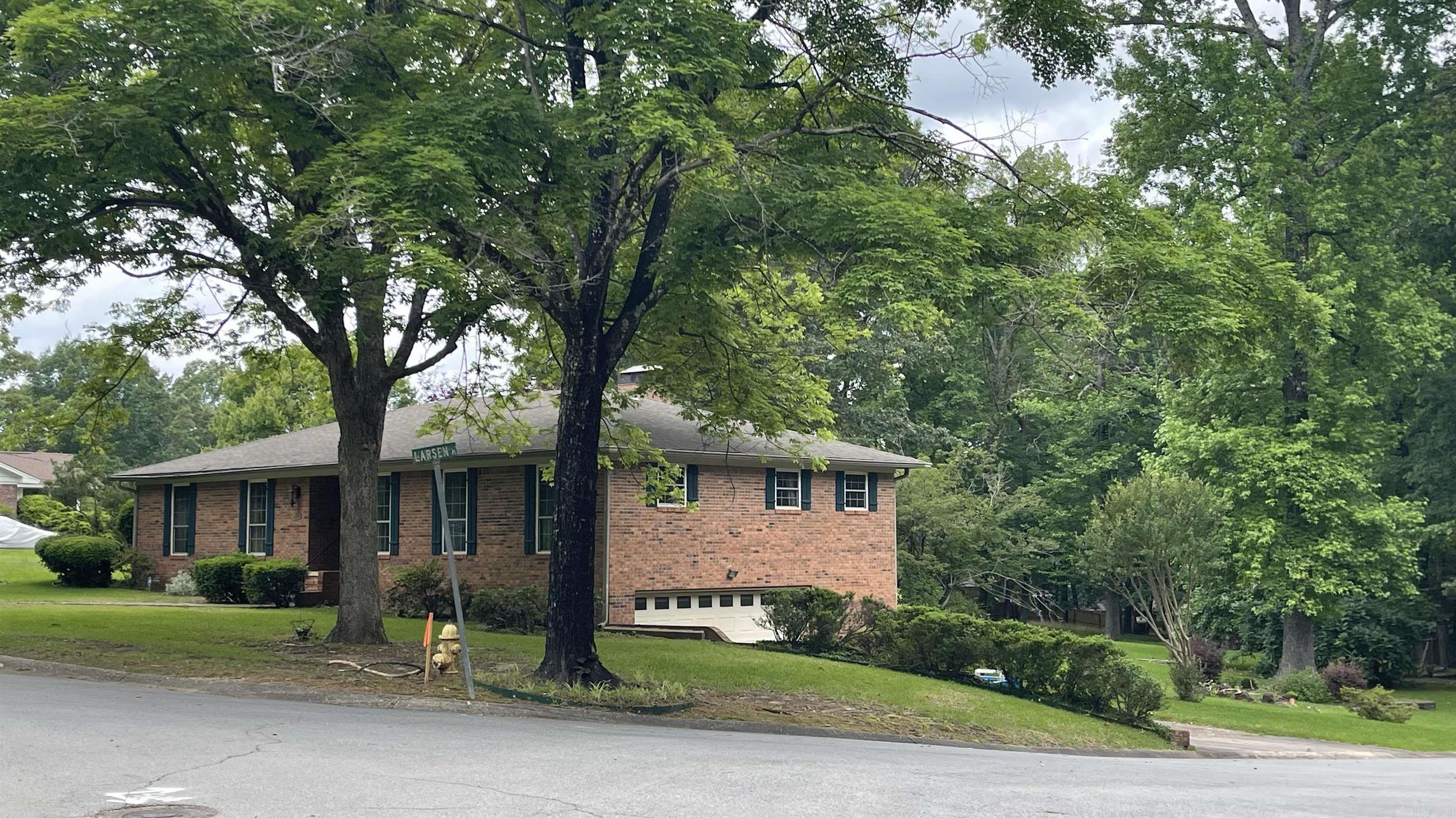 VALLEY CLIFF - Residential