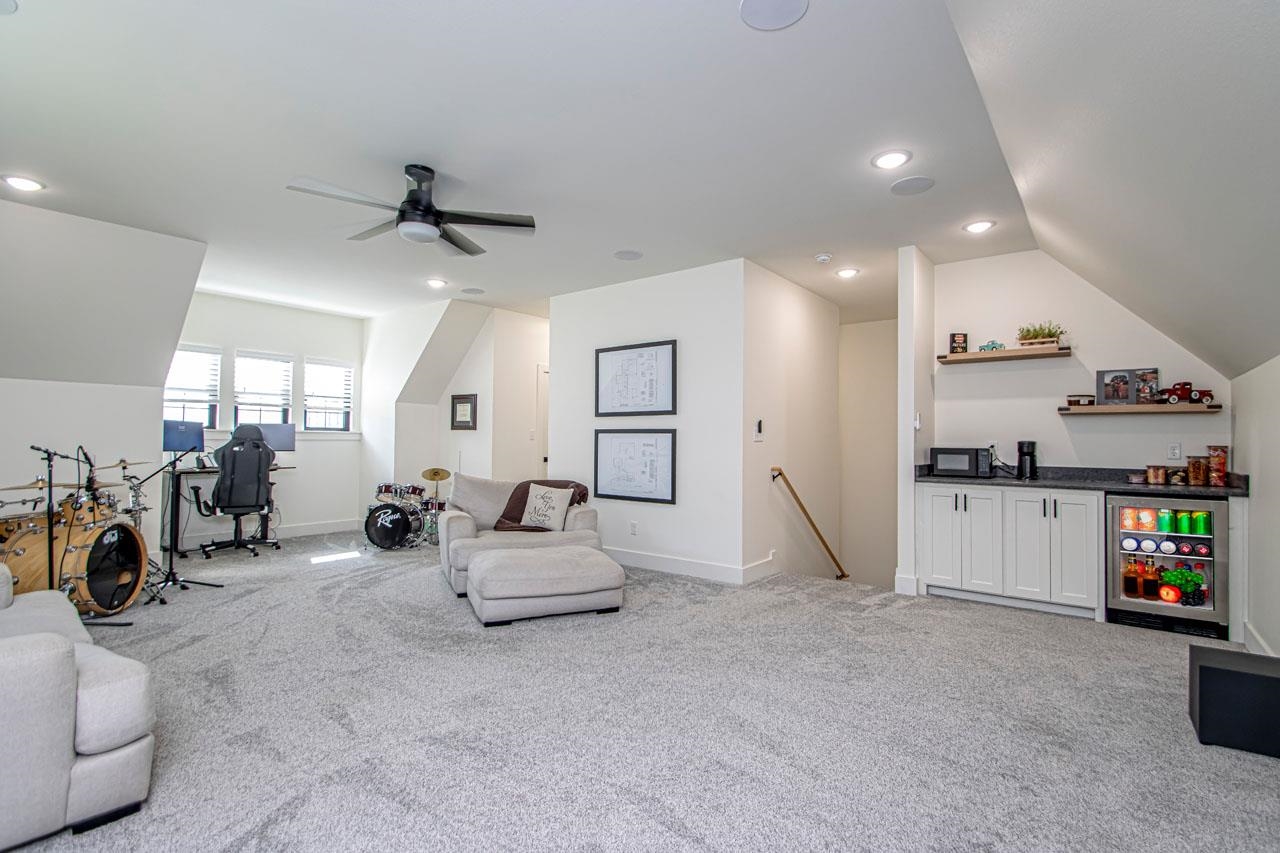 MILLERS GLENN - Residential
