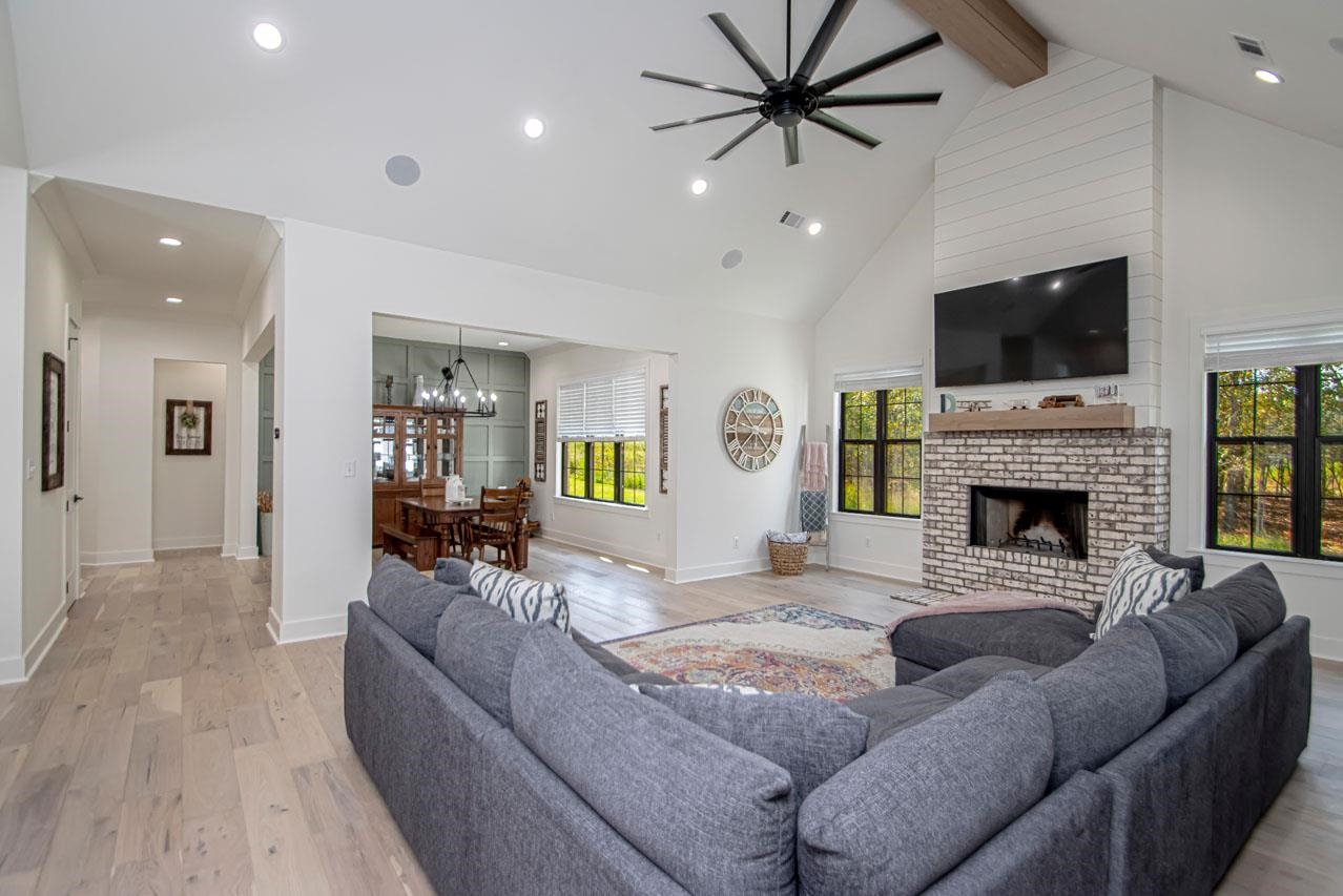 MILLERS GLENN - Residential
