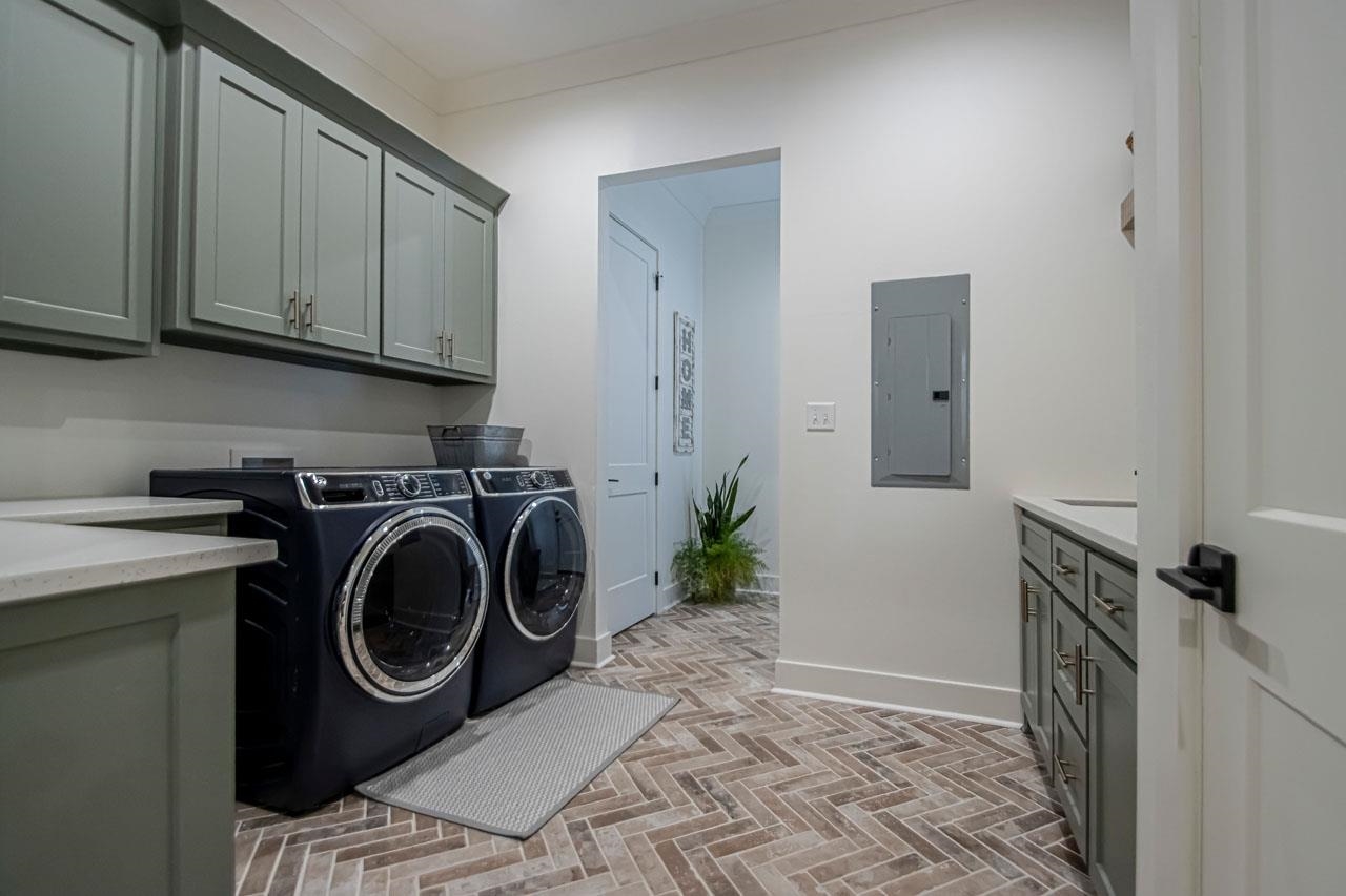 MILLERS GLENN - Residential
