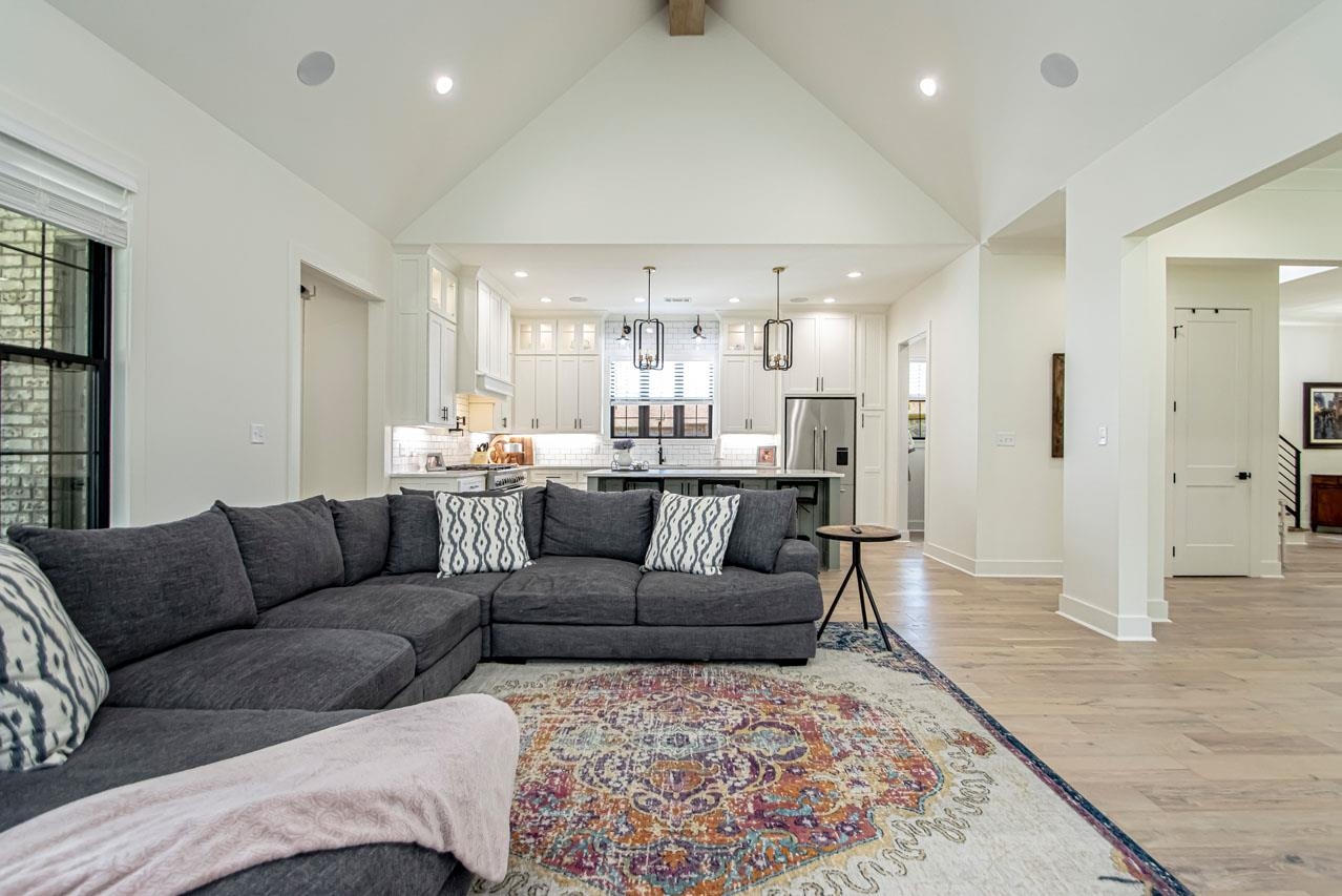 MILLERS GLENN - Residential
