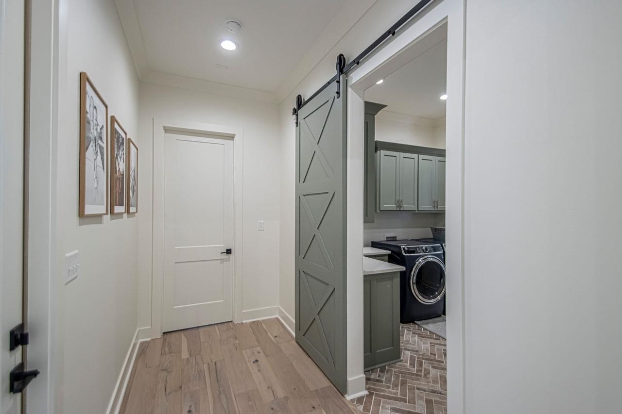 MILLERS GLENN - Residential