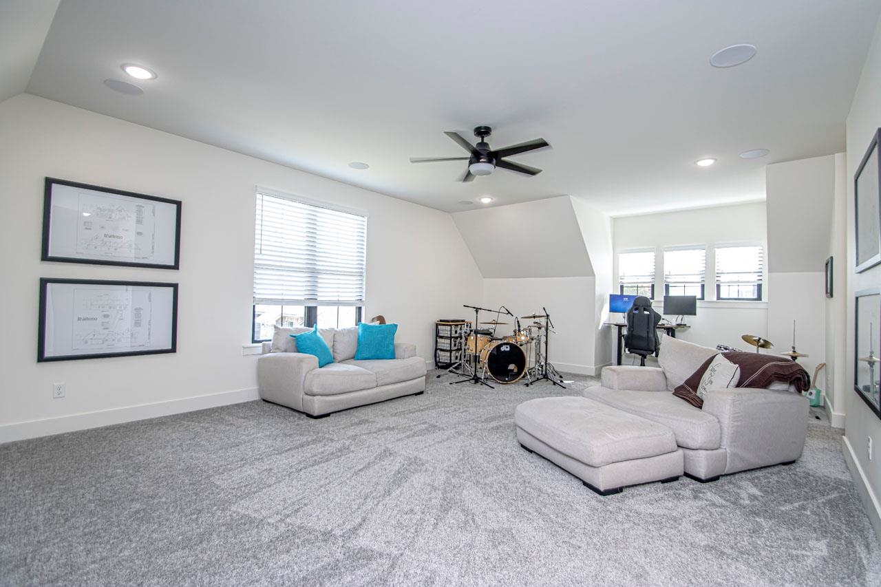 MILLERS GLENN - Residential