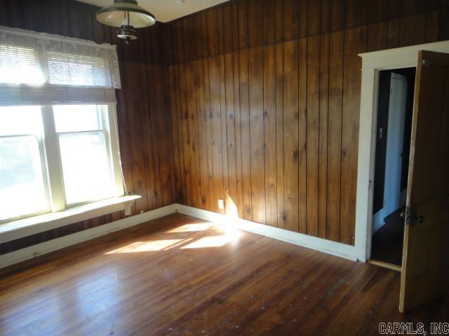 NEWPORT LAND & IMP CO - Residential