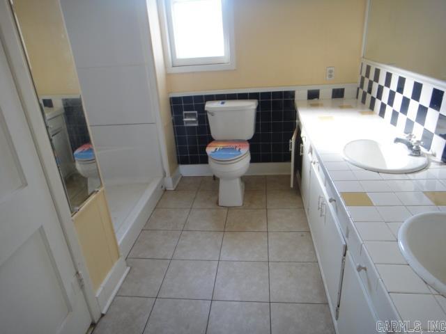 NEWPORT LAND & IMP CO - Residential