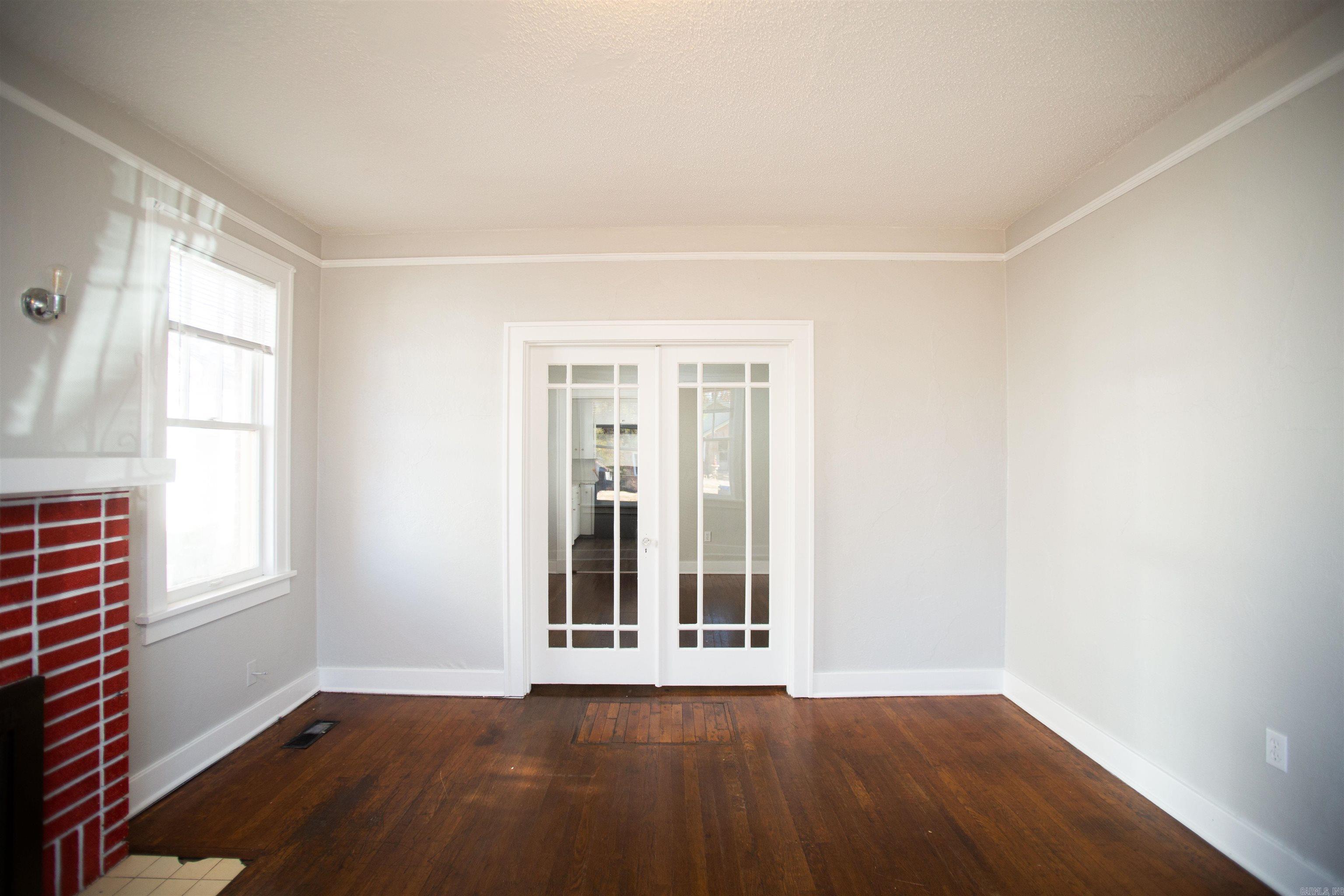 Kahn - Residential Lease