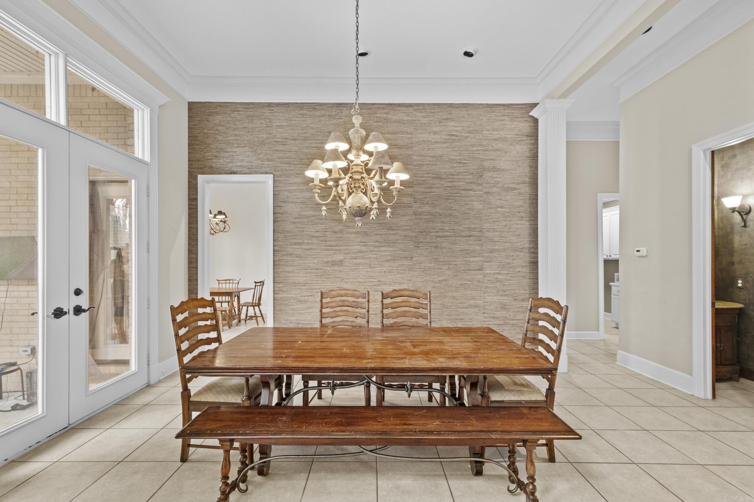 COUNTRY CLUB OF ARK THE - Residential