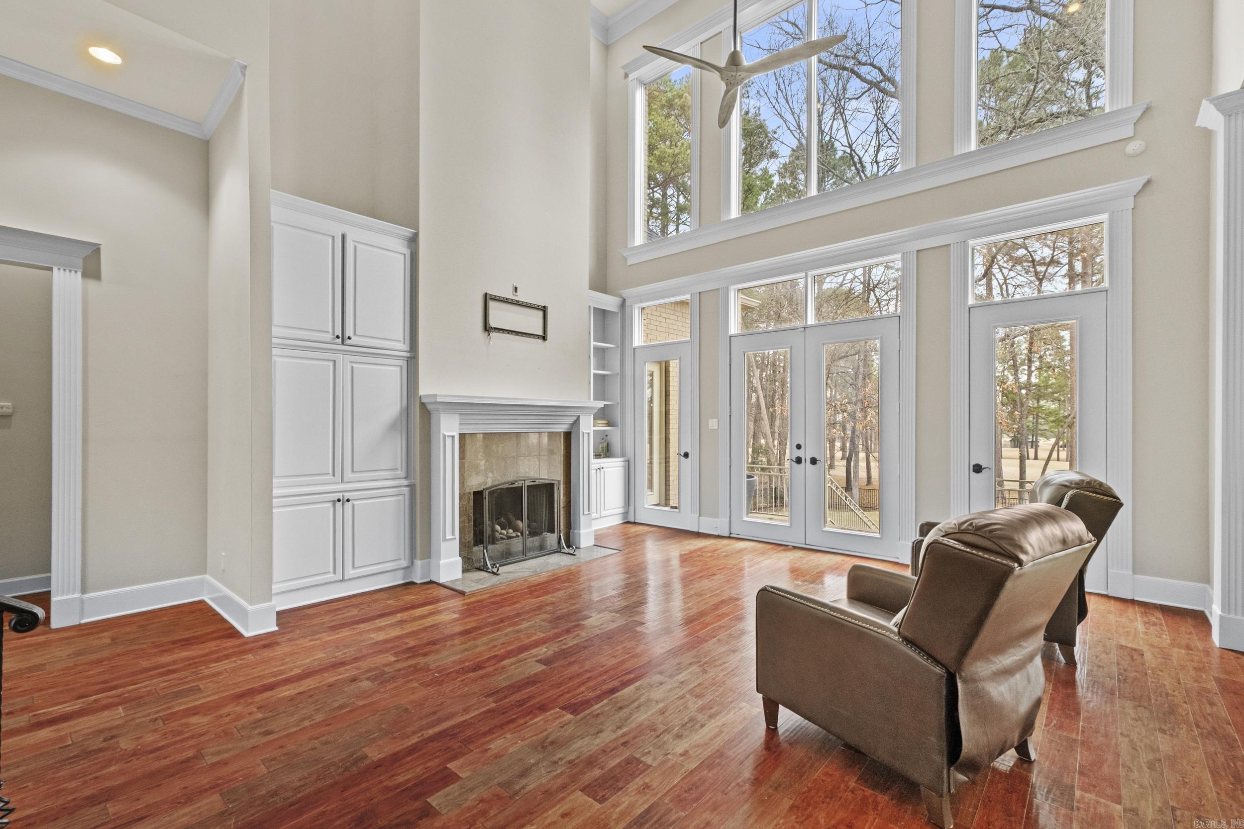 COUNTRY CLUB OF ARK THE - Residential