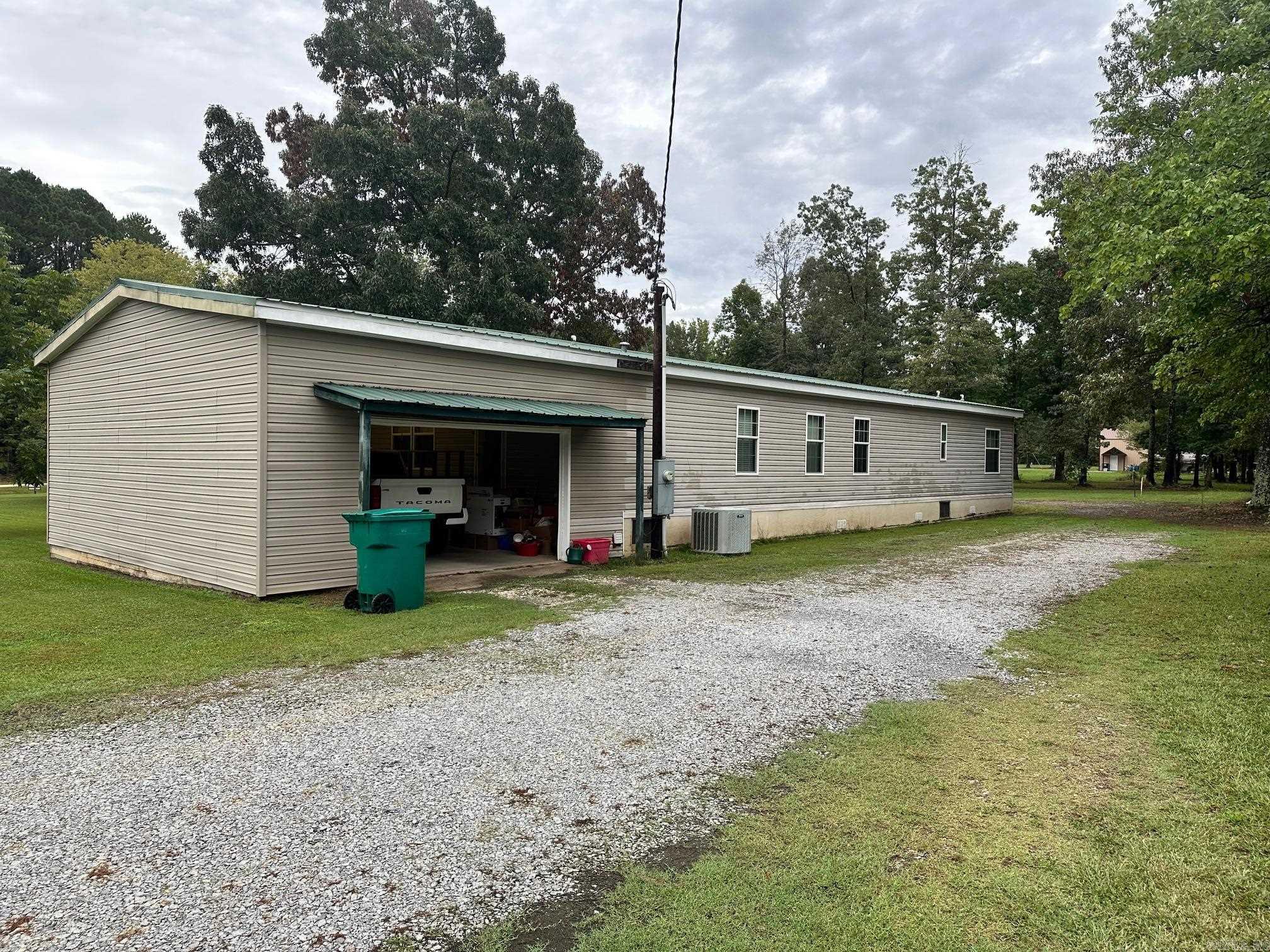 RED BLUFF - Residential