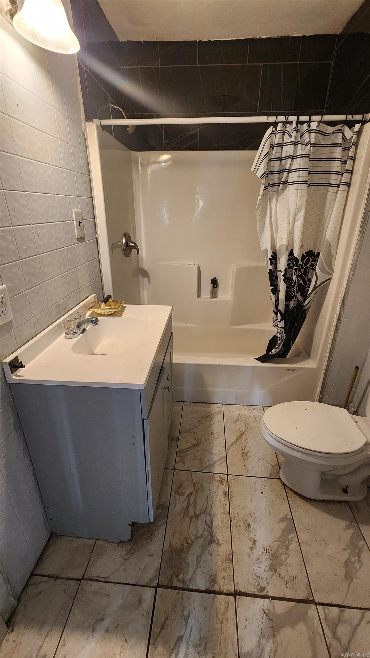 GORGE ADDITION - Residential