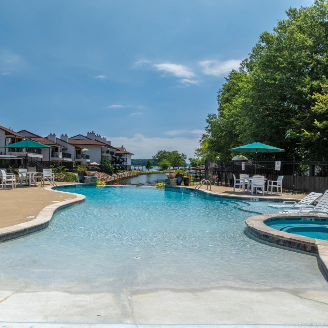 EMERALD ISLE HPR - Residential