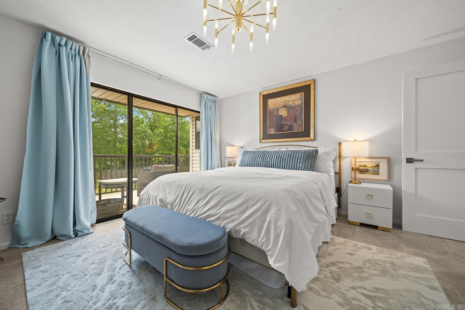 EMERALD ISLE HPR - Residential