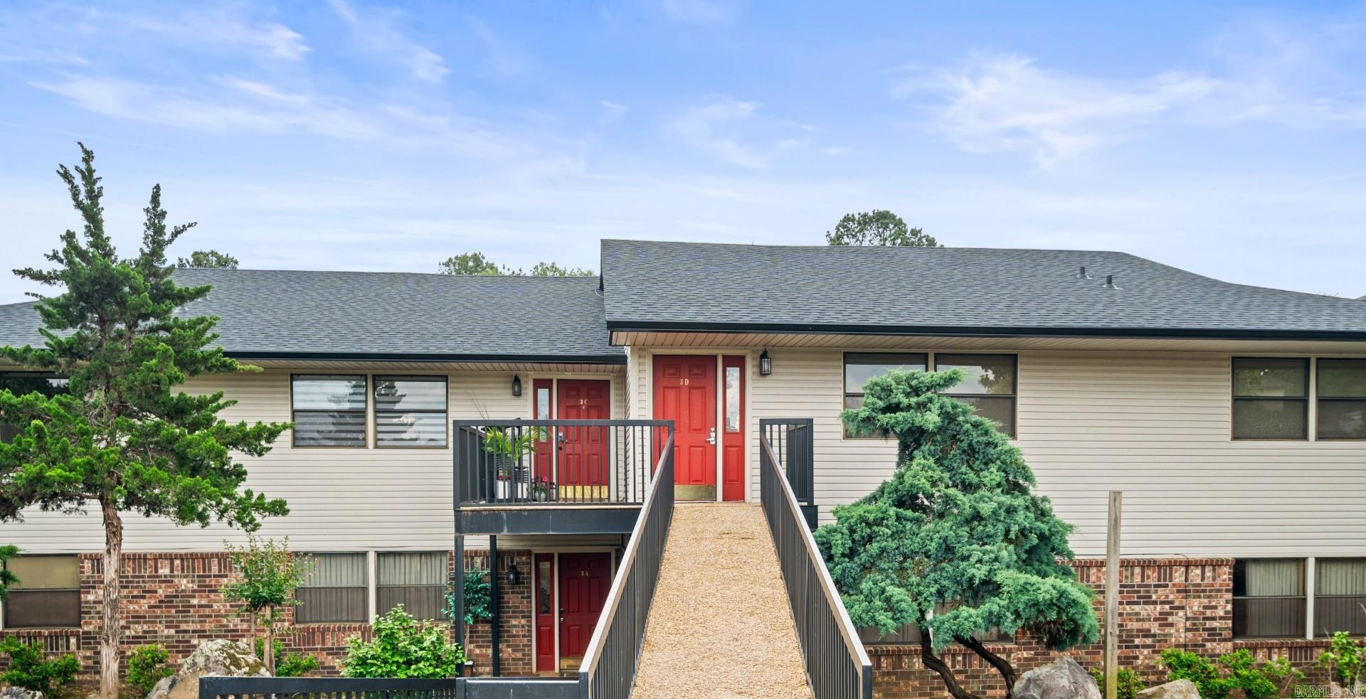 EMERALD ISLE HPR - Residential