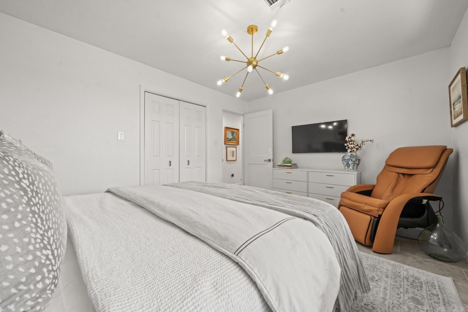 EMERALD ISLE HPR - Residential