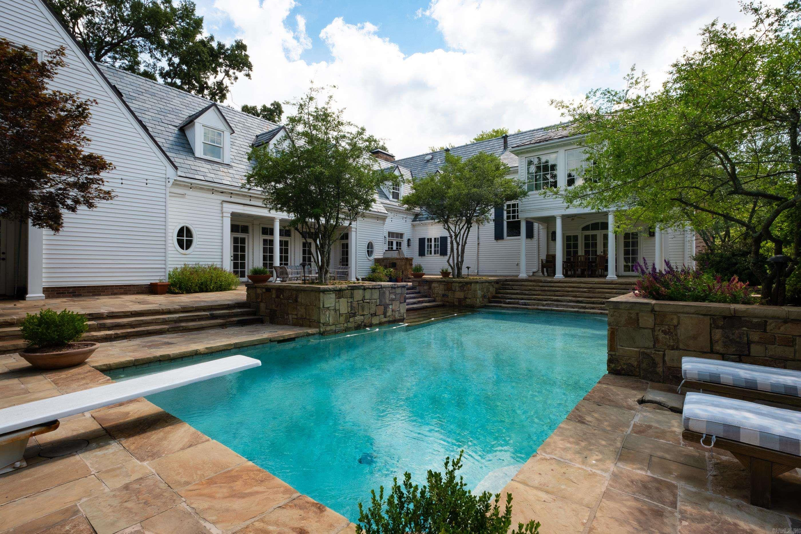 PLEASANT VALLEY - Residential