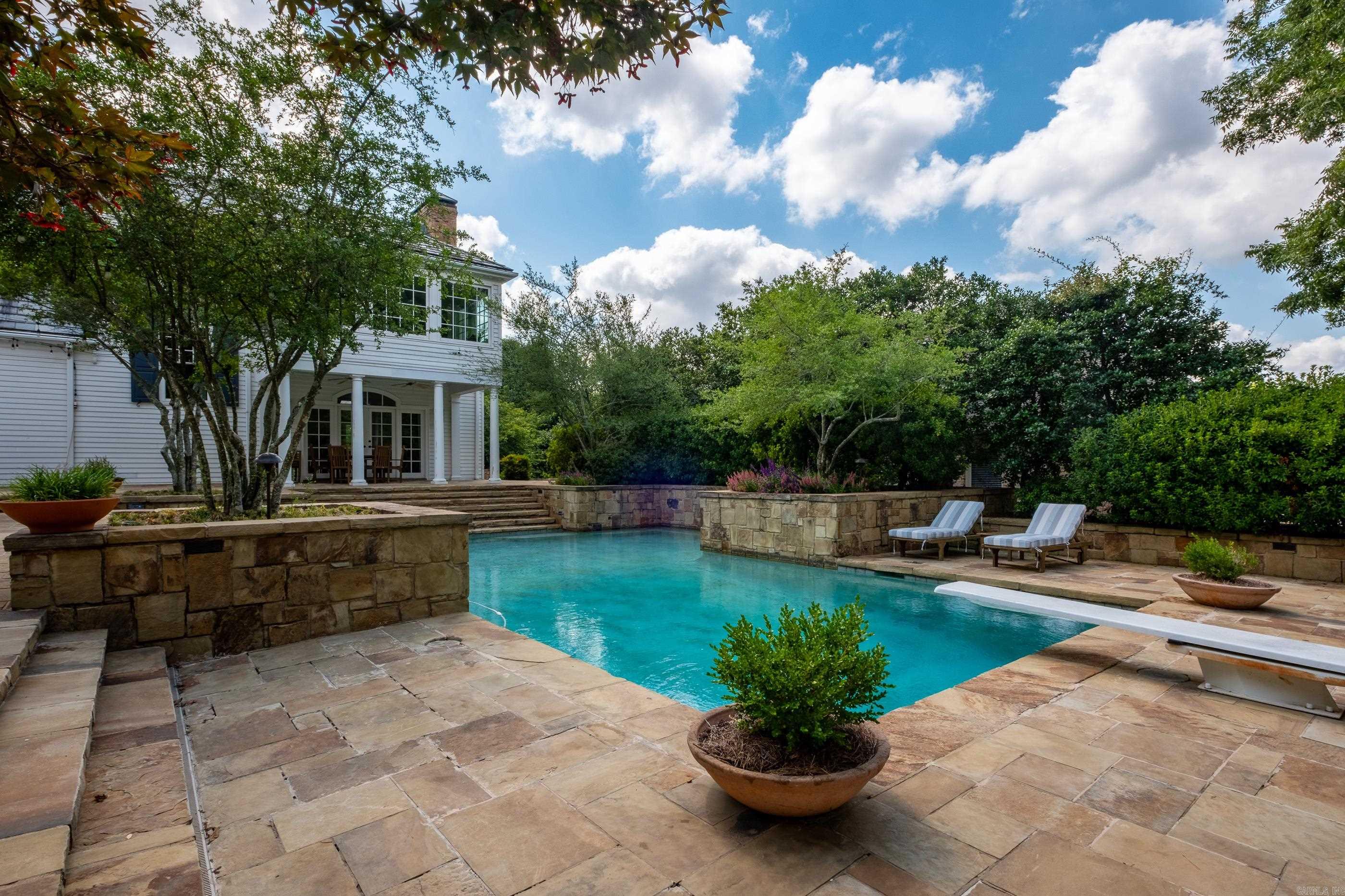 PLEASANT VALLEY - Residential