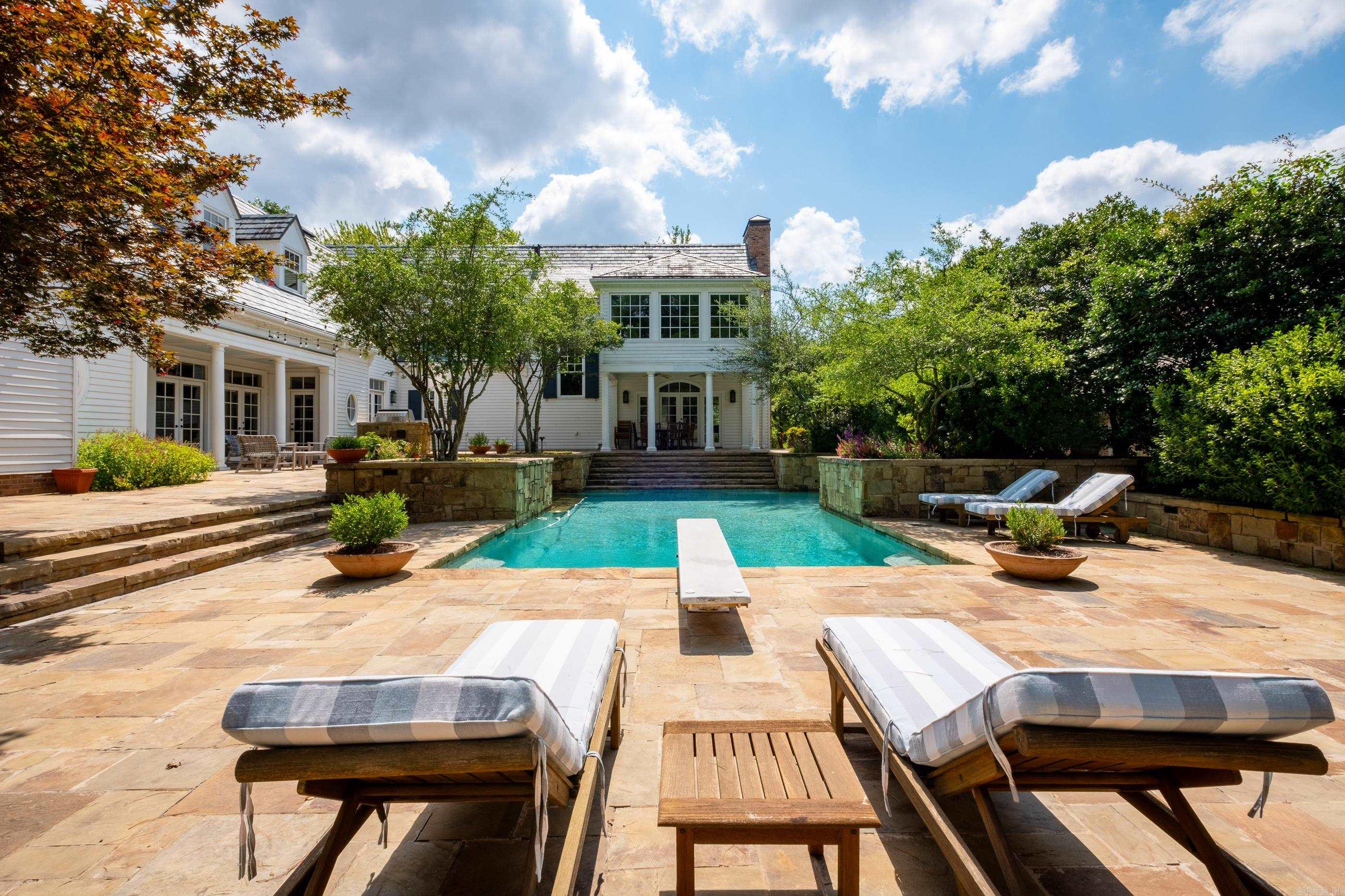 PLEASANT VALLEY - Residential