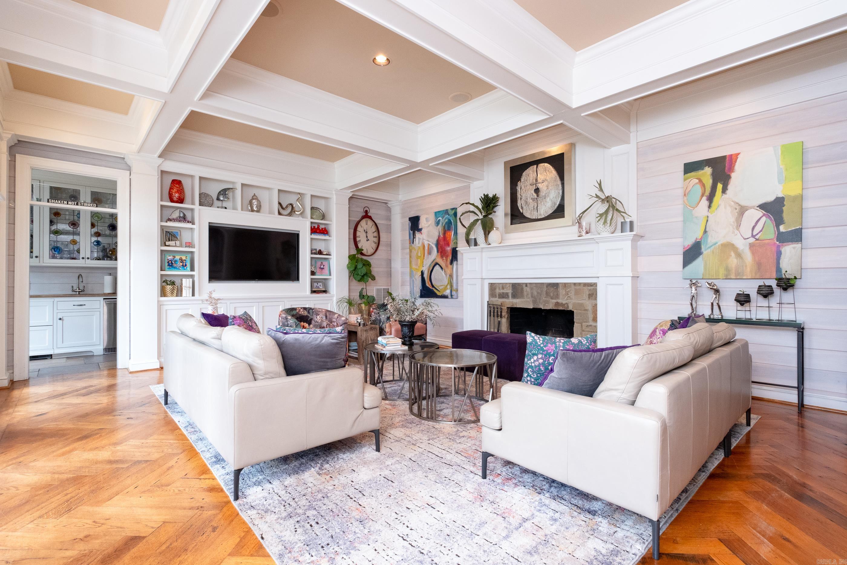 PLEASANT VALLEY - Residential
