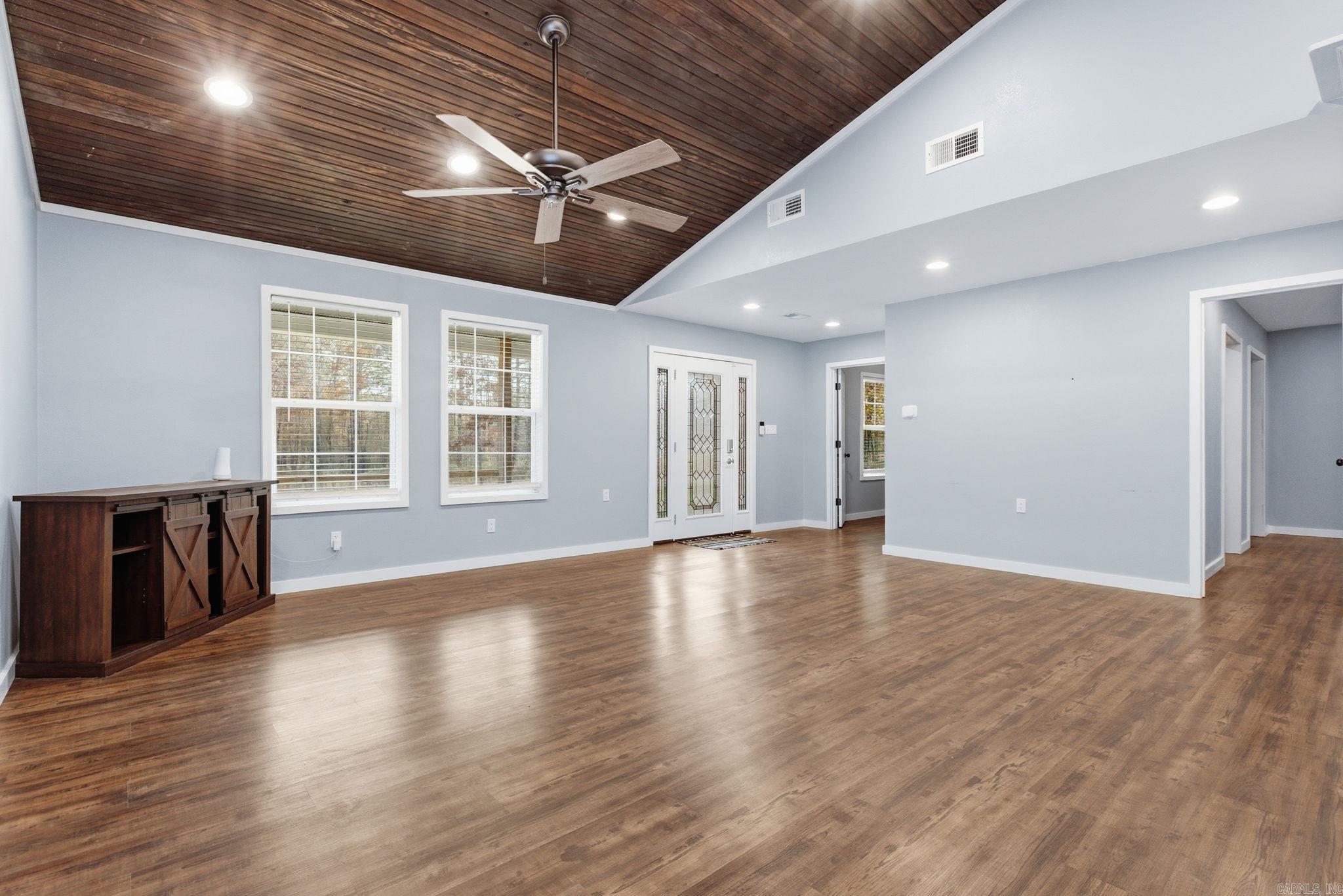 Metes & Bounds - Residential