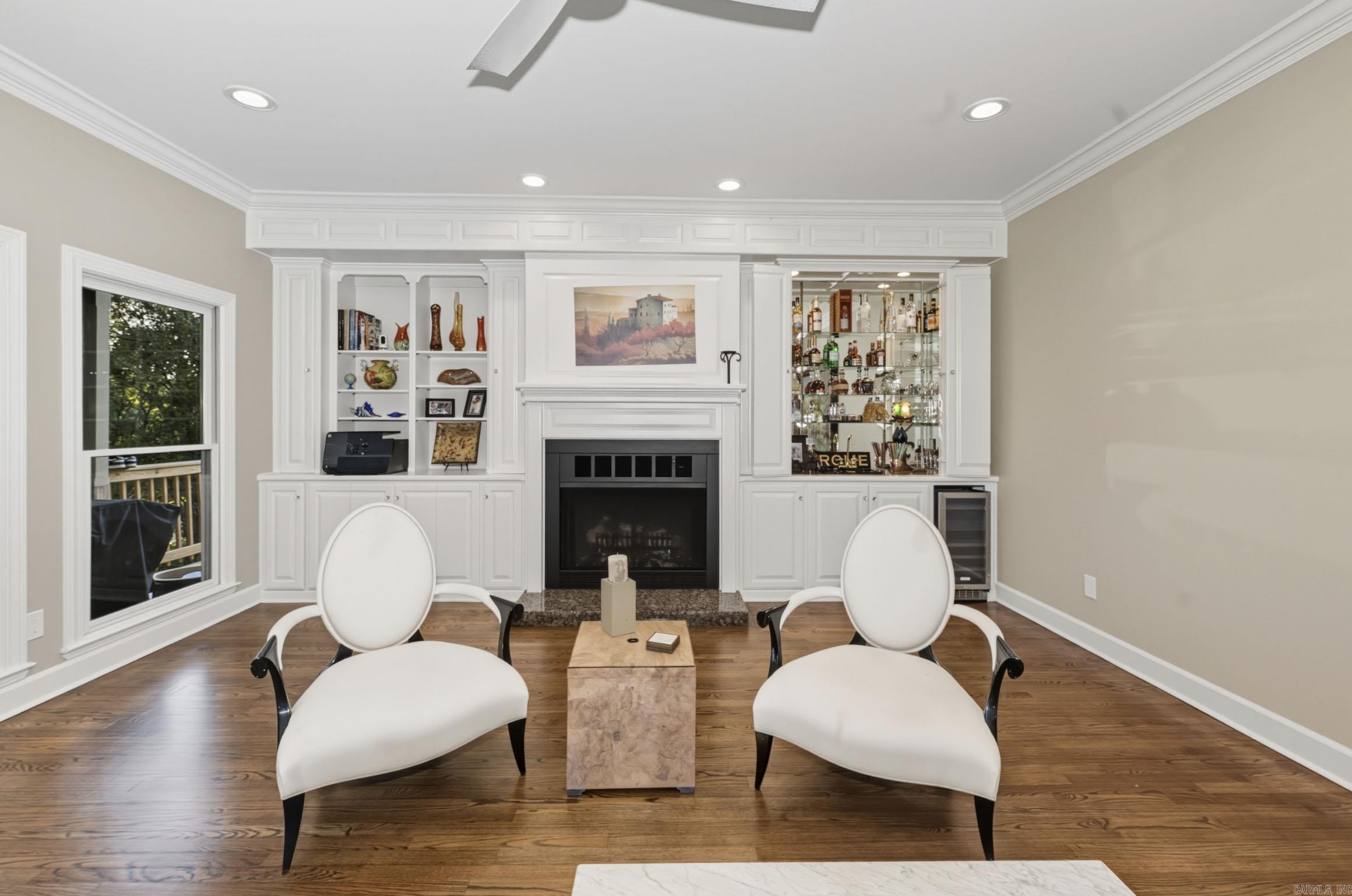 WOODRIDGE TOWNHOMES - Residential