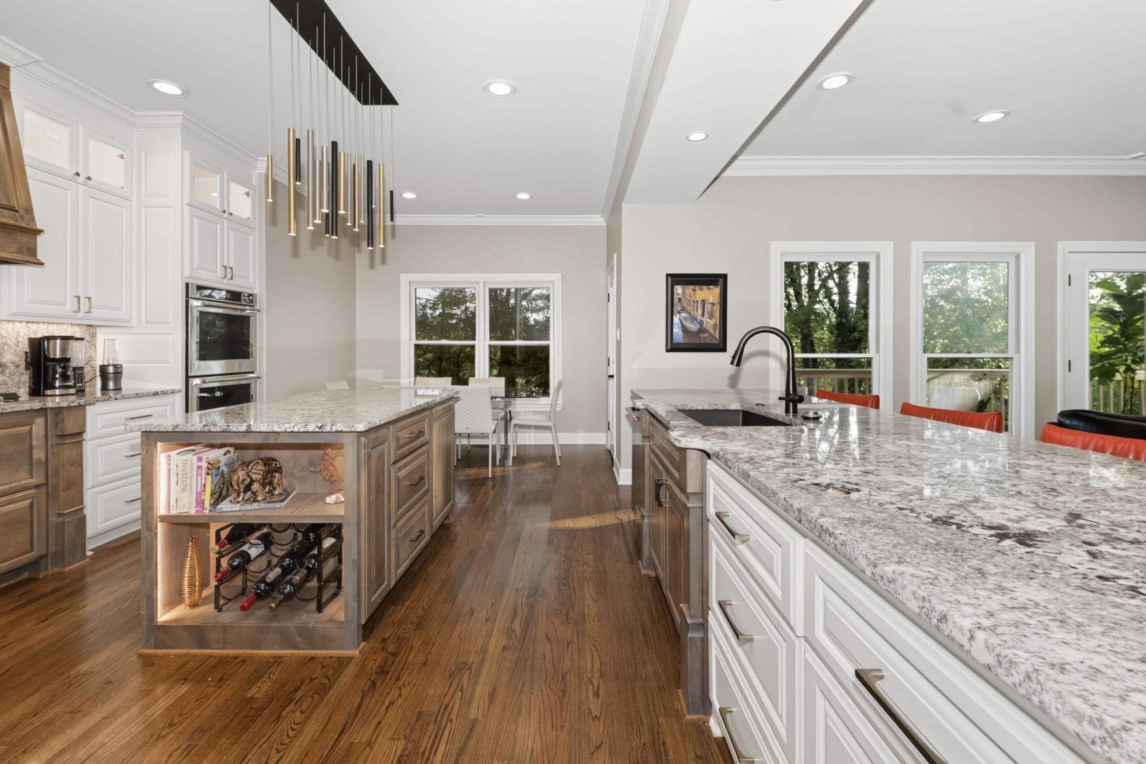 WOODRIDGE TOWNHOMES - Residential