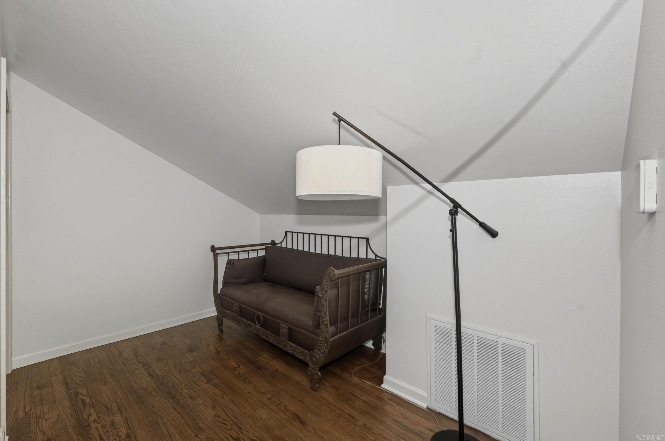 WOODRIDGE TOWNHOMES - Residential