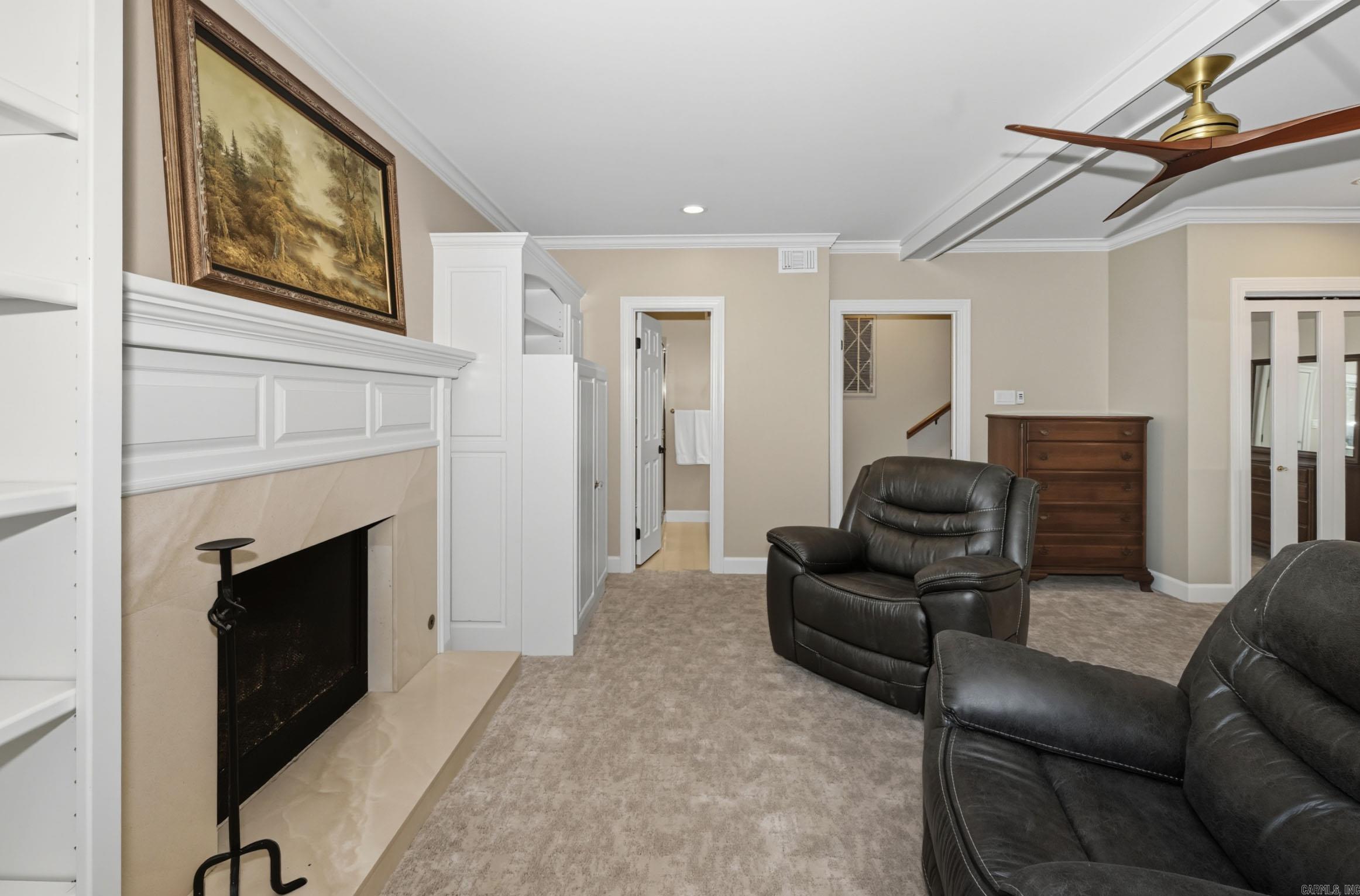 WOODRIDGE TOWNHOMES - Residential