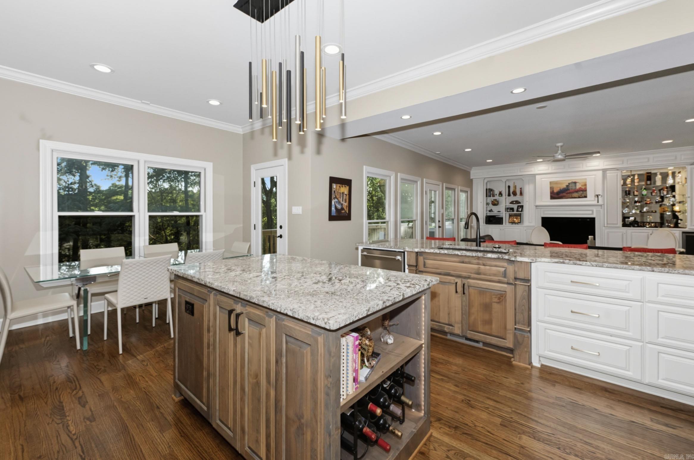 WOODRIDGE TOWNHOMES - Residential