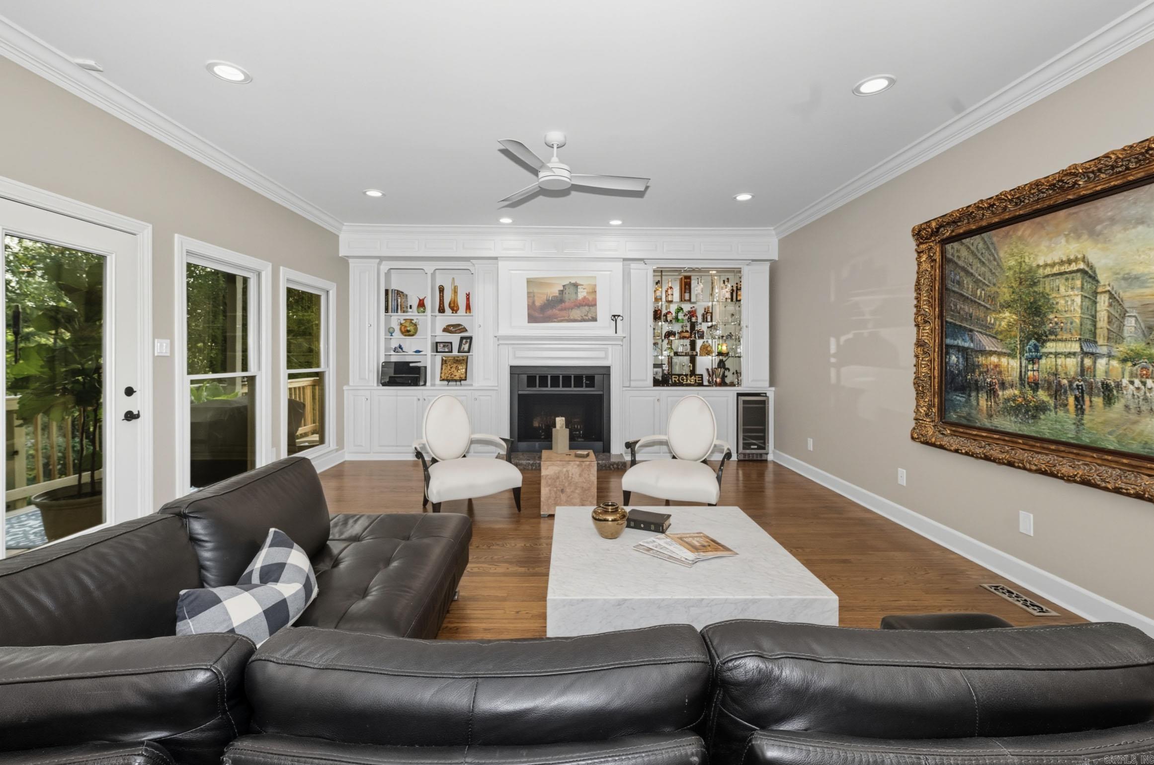 WOODRIDGE TOWNHOMES - Residential