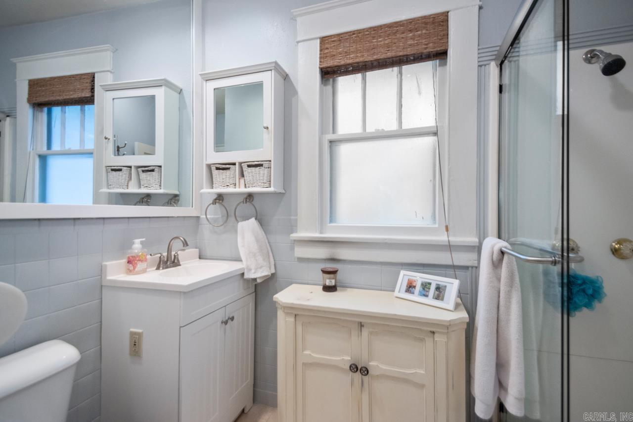 PULASKI HEIGHTS - Residential