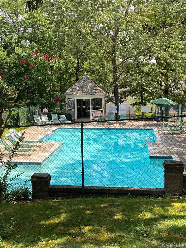 WINDSOR CT TOWNHOMES HPR - Residential