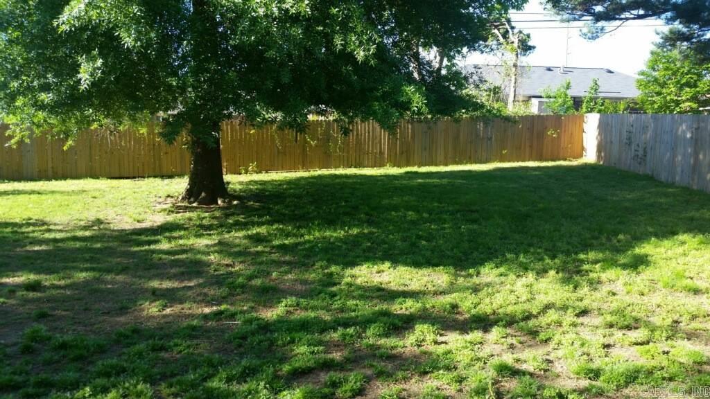 Ellis Acres - Residential Lease