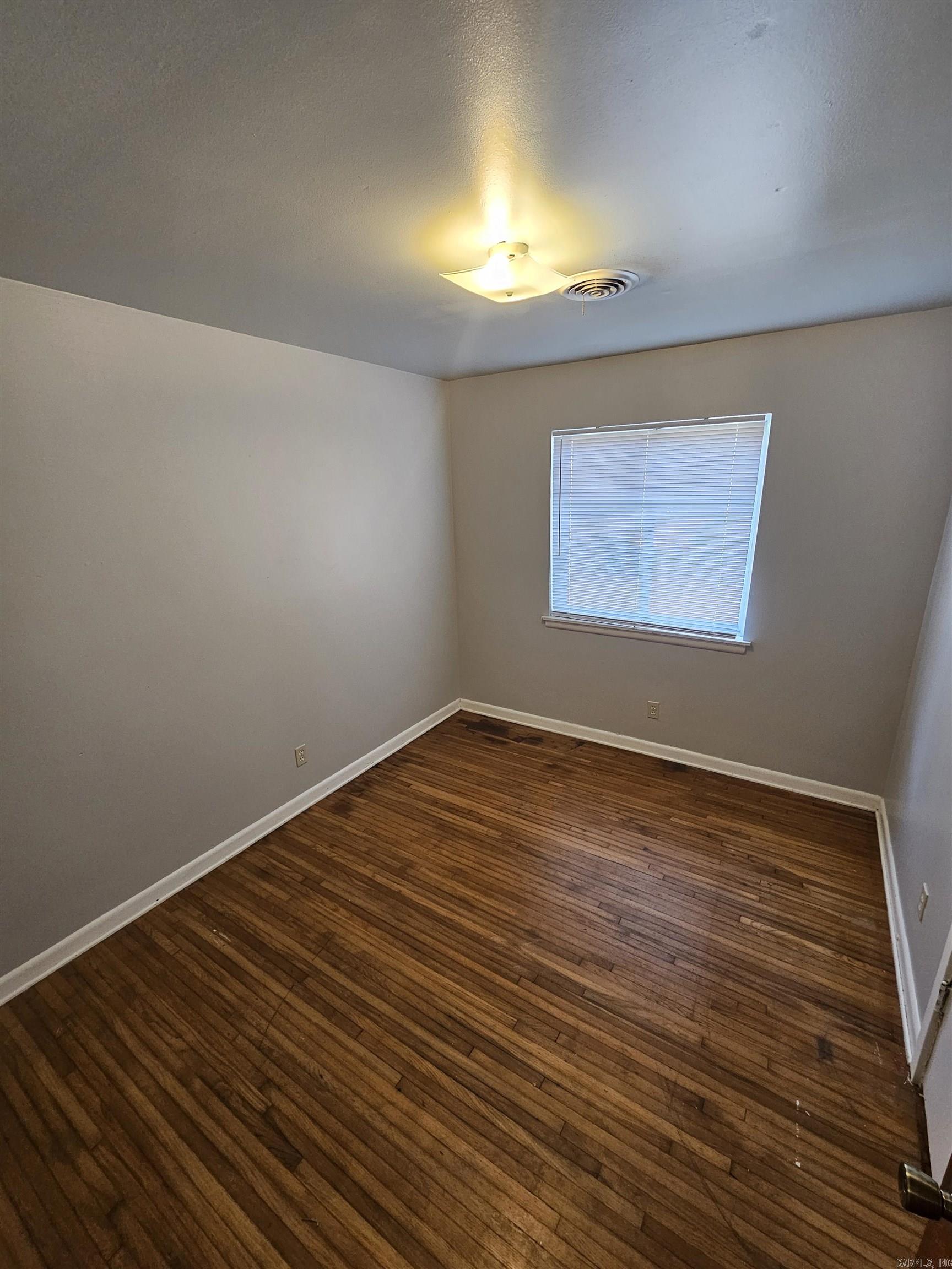 Ellis Acres - Residential Lease