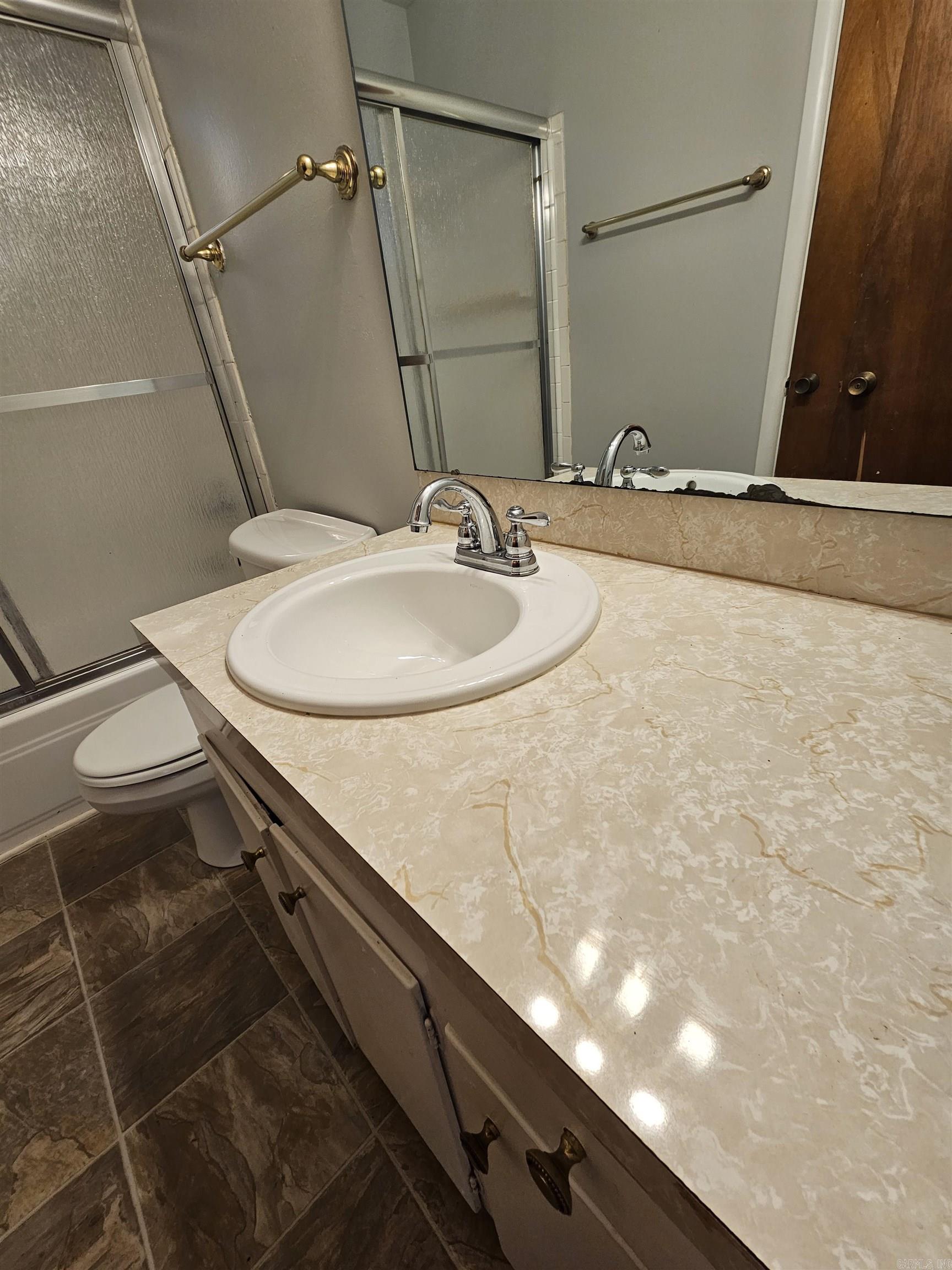 Ellis Acres - Residential Lease