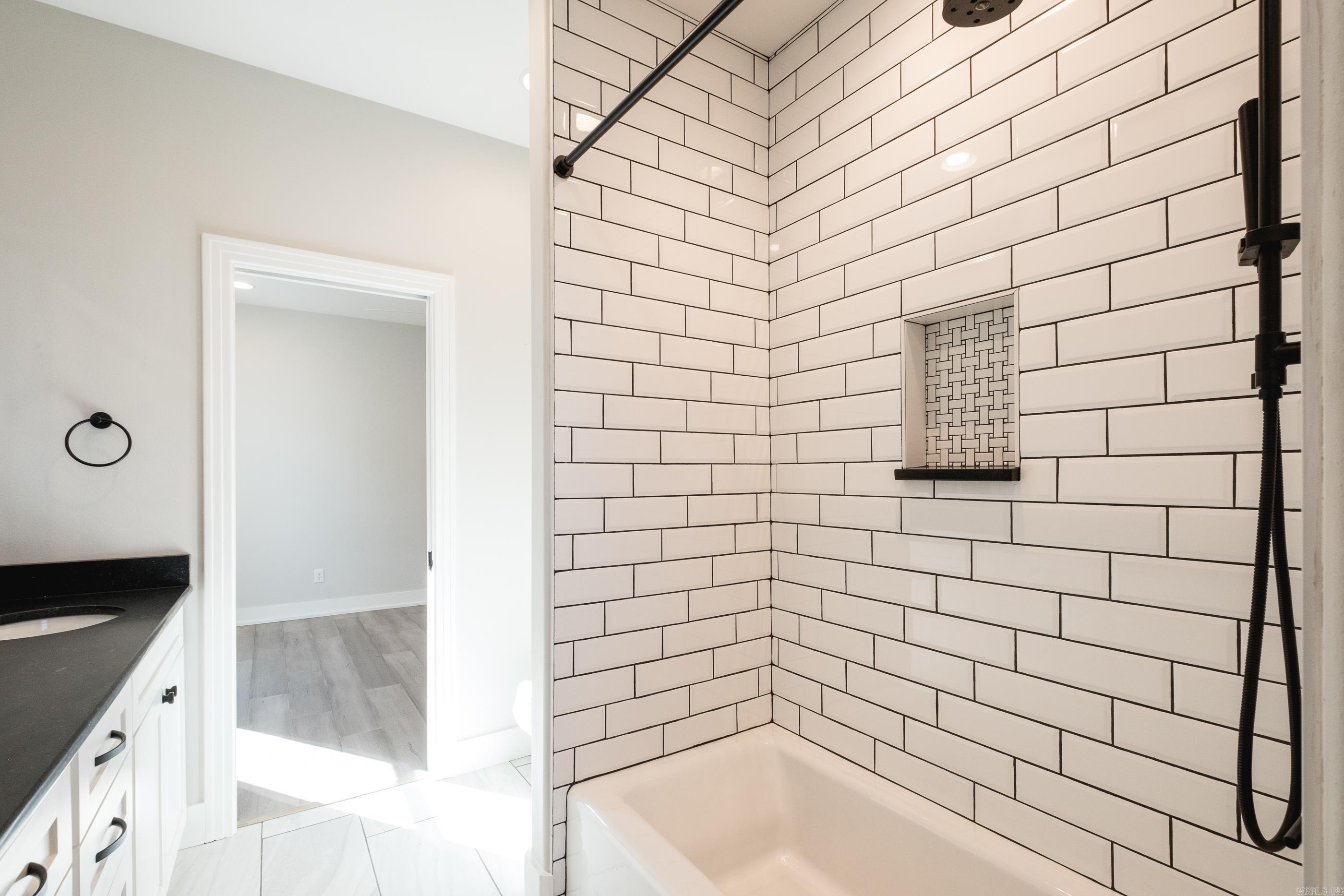 BELLES FLEURS - Residential