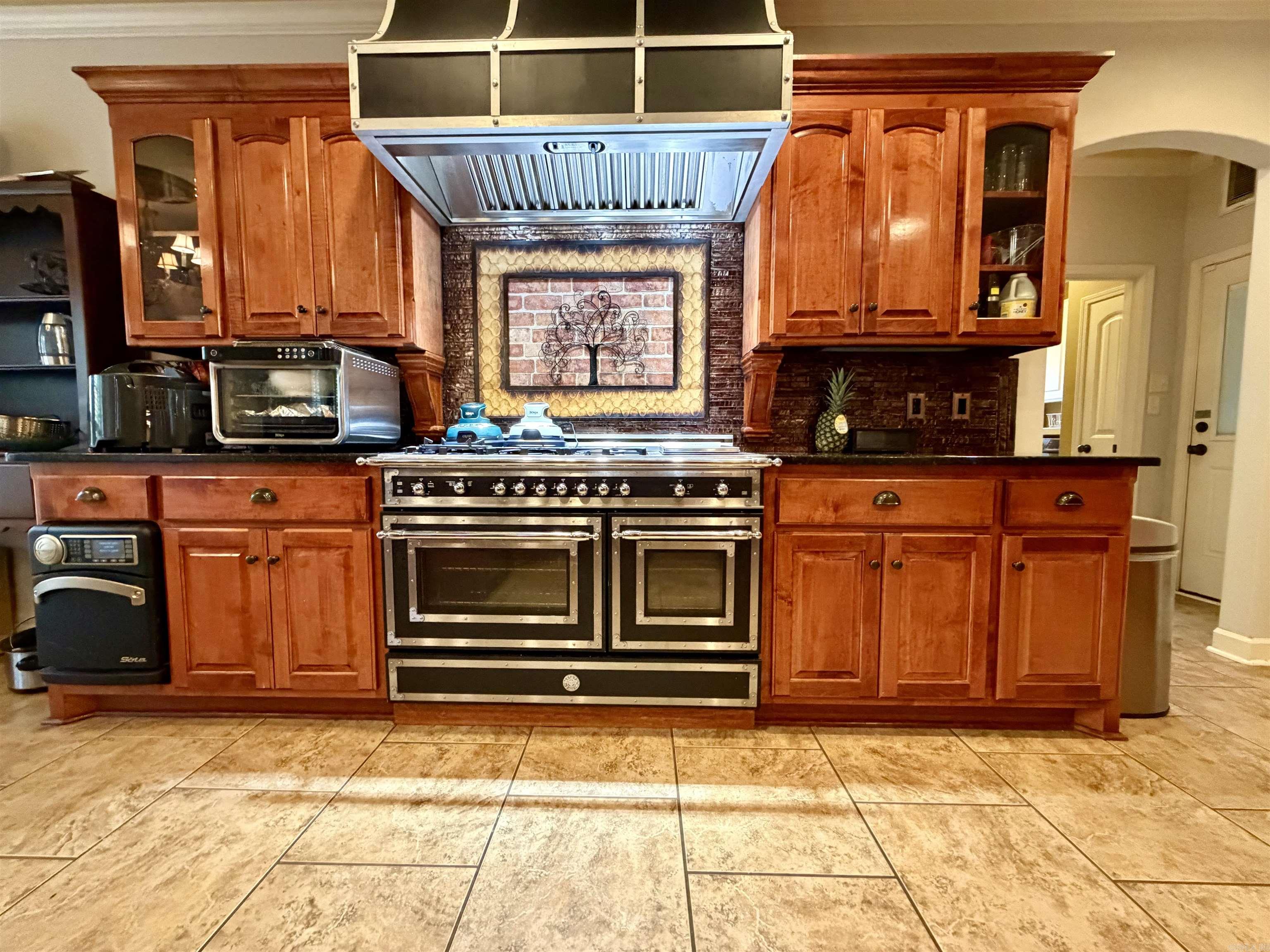 MILLERS CROSSING - Residential
