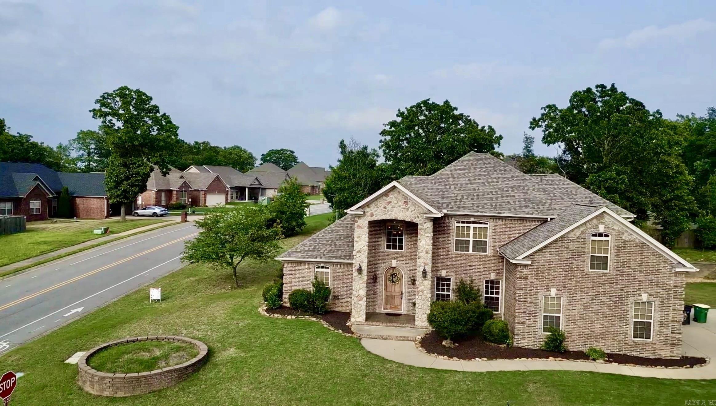 MILLERS CROSSING - Residential