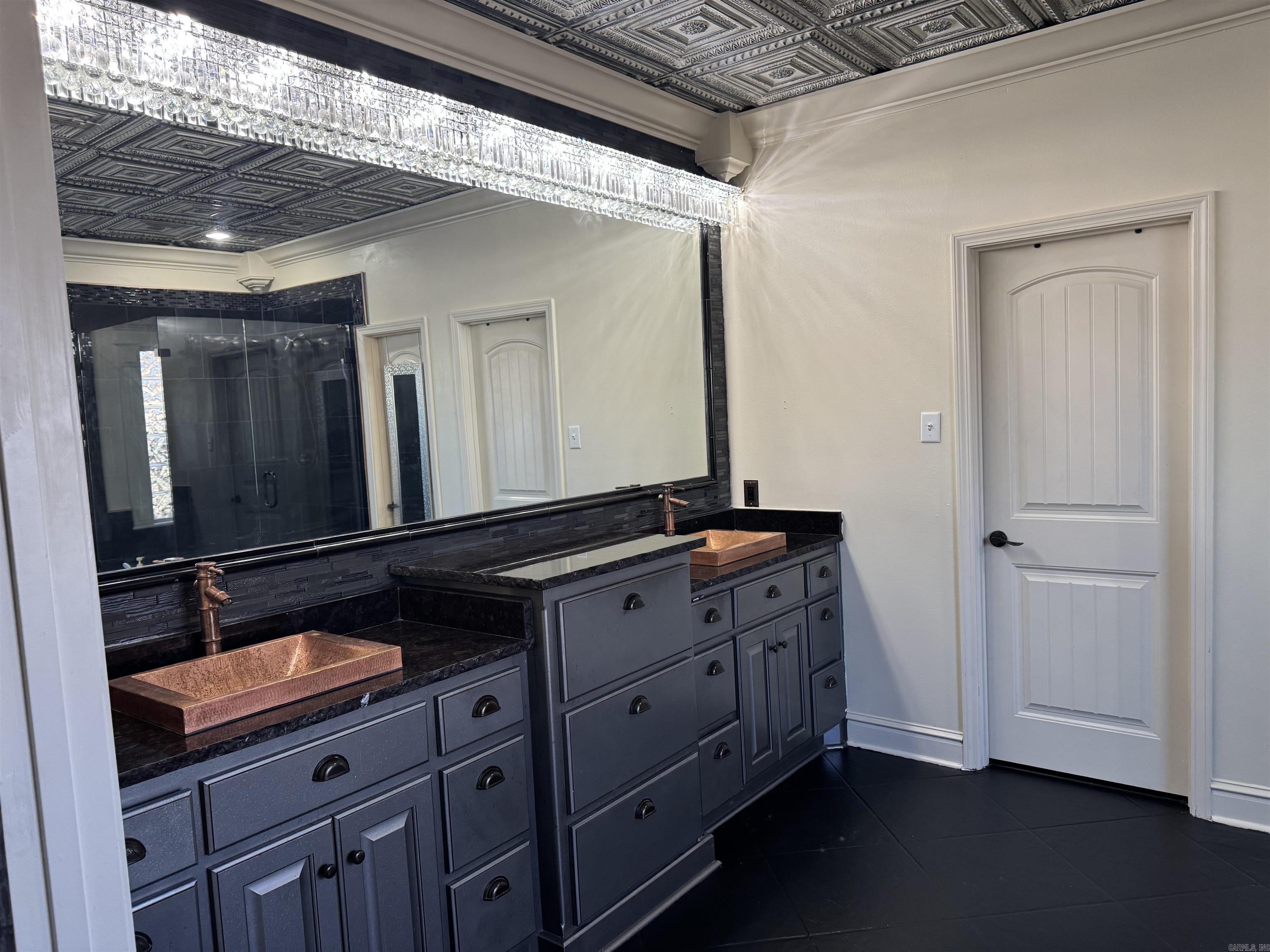 MILLERS CROSSING - Residential