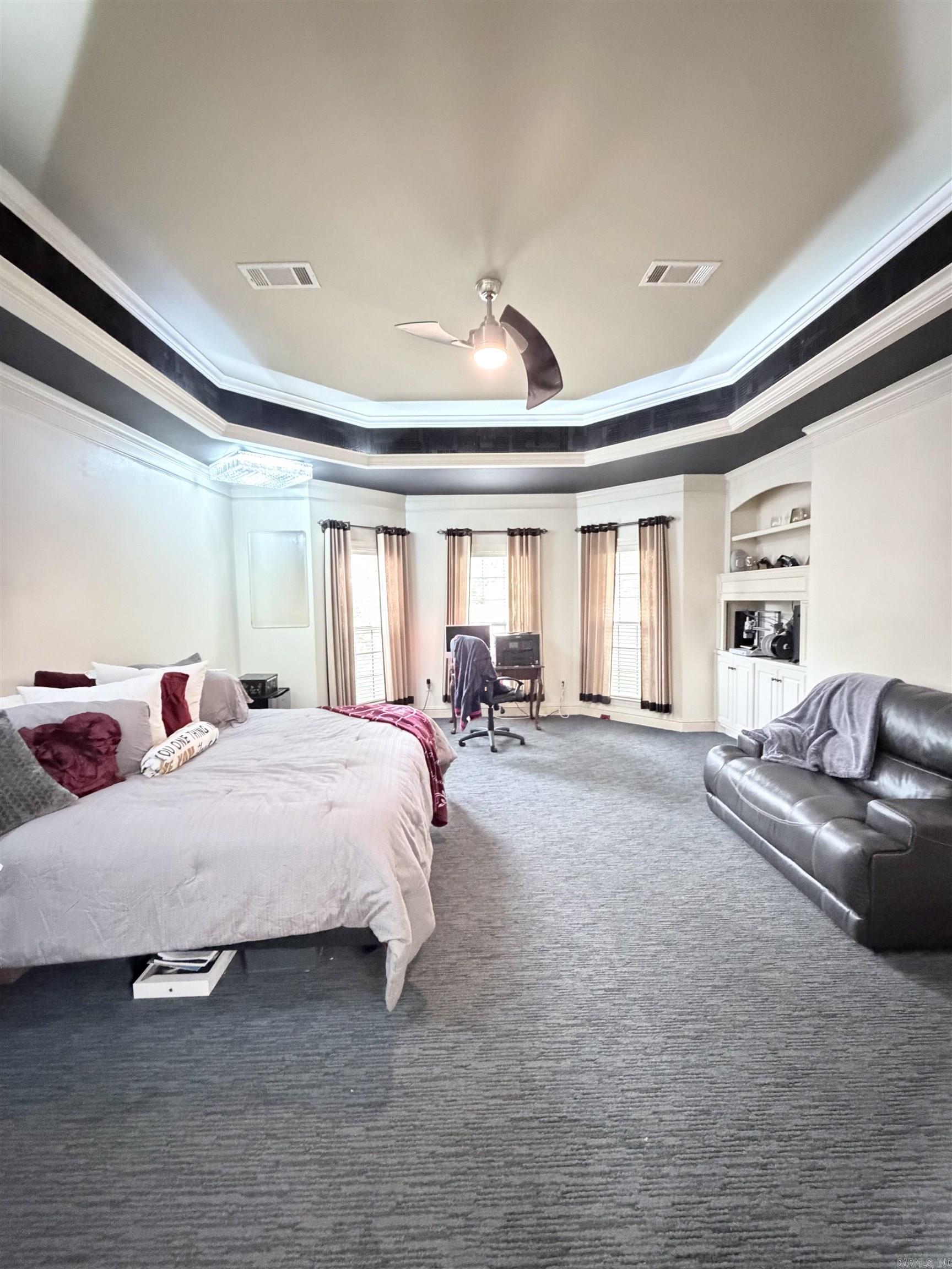 MILLERS CROSSING - Residential