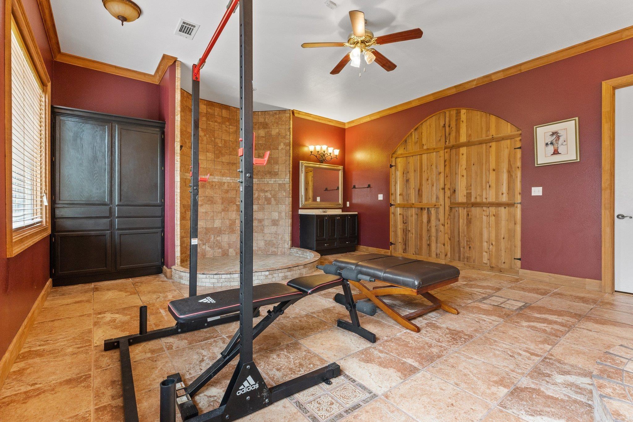 EAGLE RIDGE ESTATES - Residential