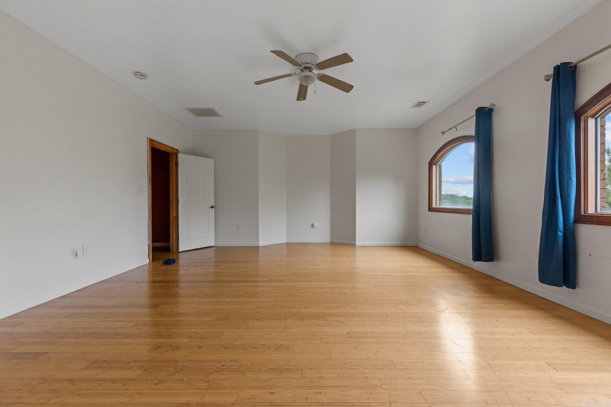 EAGLE RIDGE ESTATES - Residential