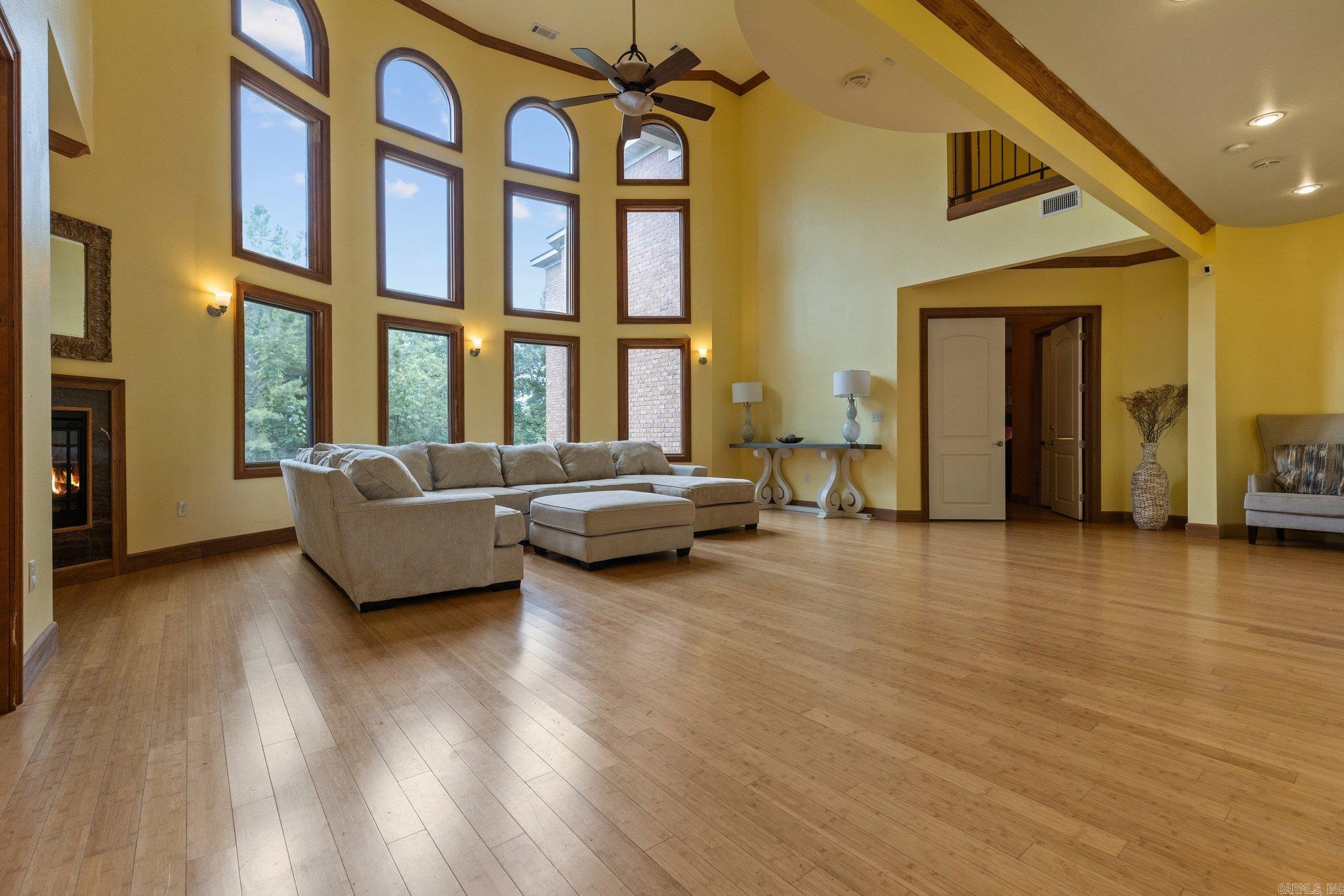 EAGLE RIDGE ESTATES - Residential