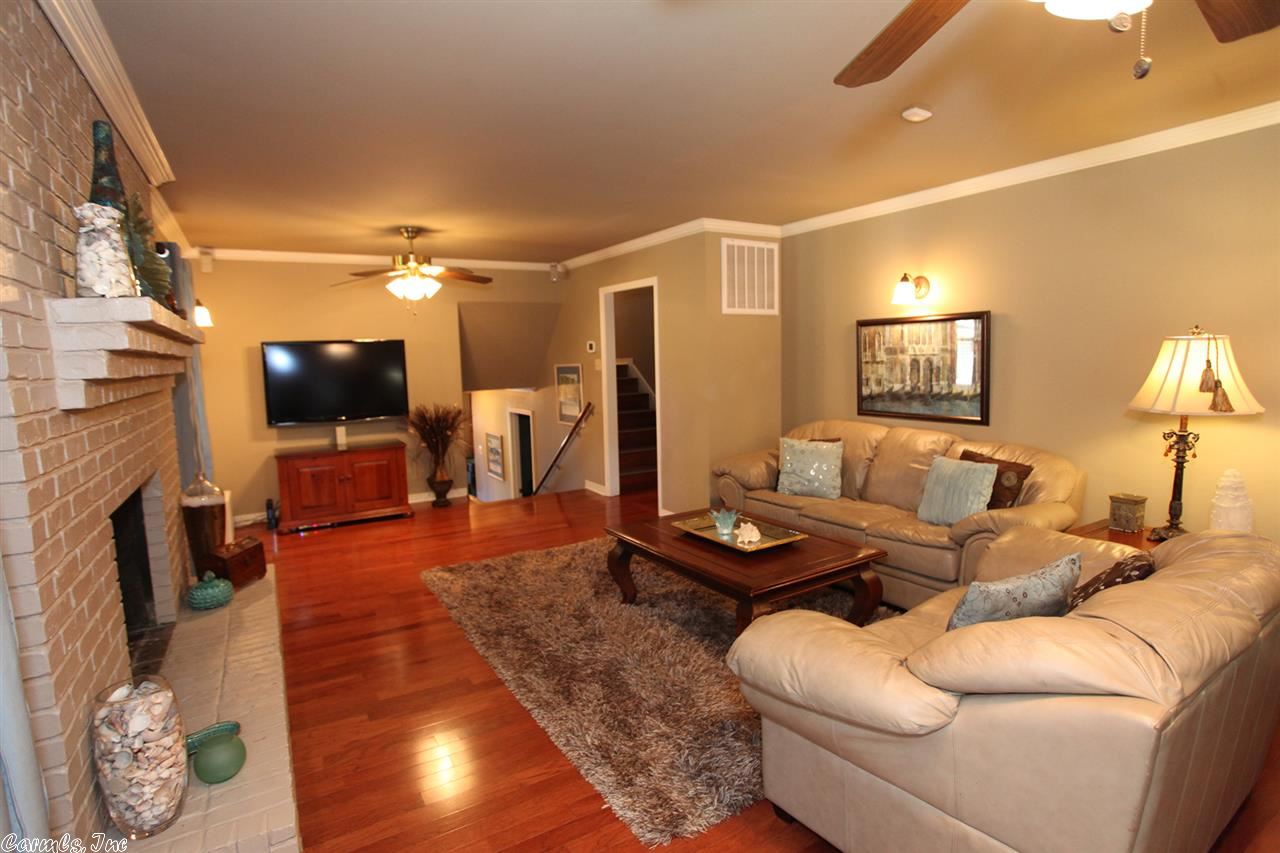 FOXWOOD J - Residential